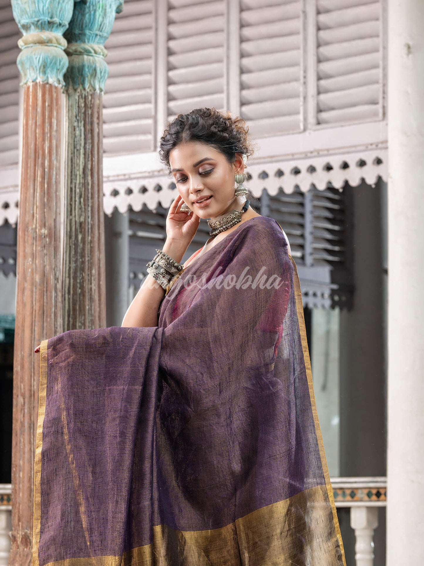 beautiful women Purple Linen Handloom Saree