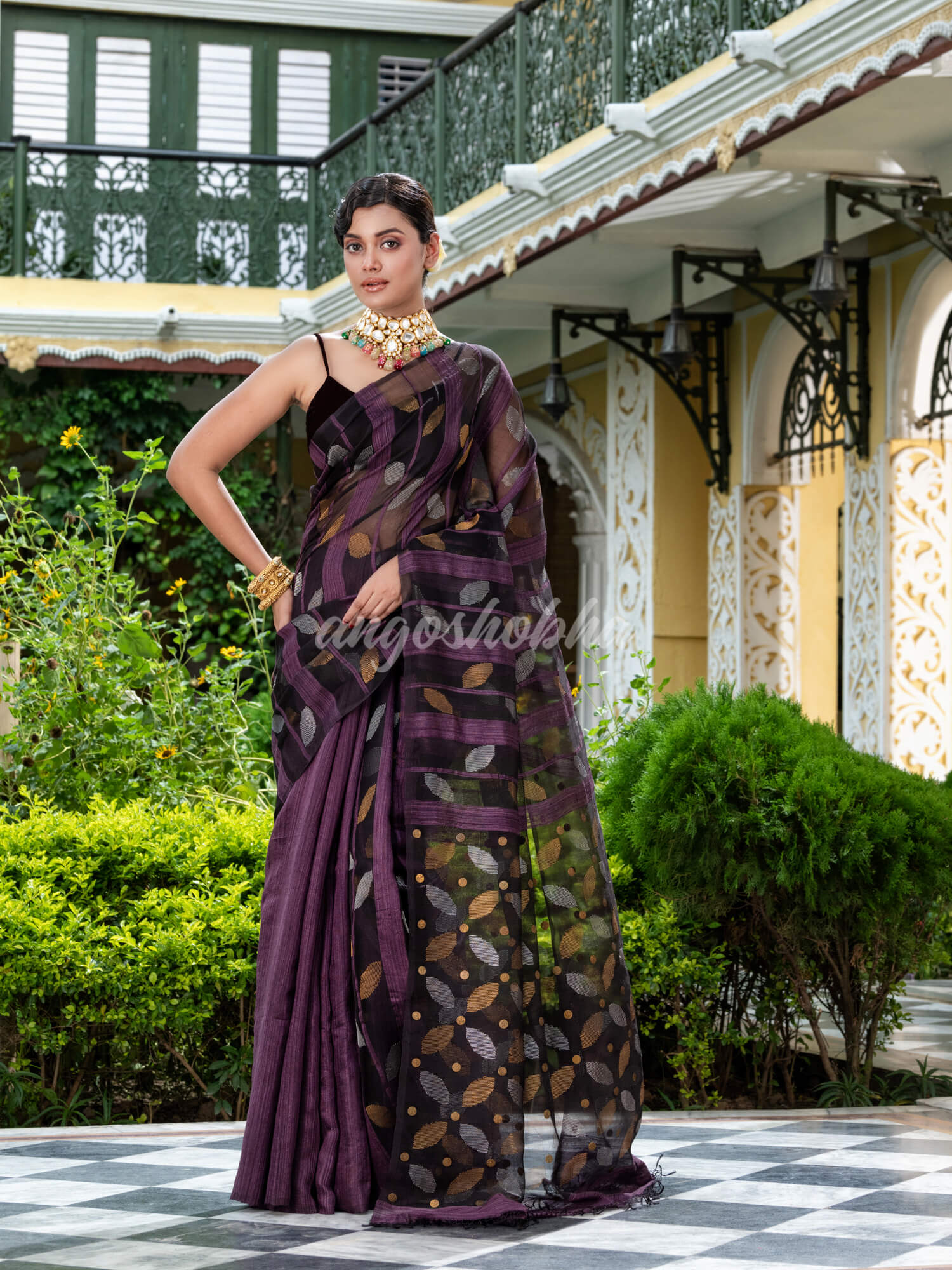 Chocolate Matka Silk Handloom Saree