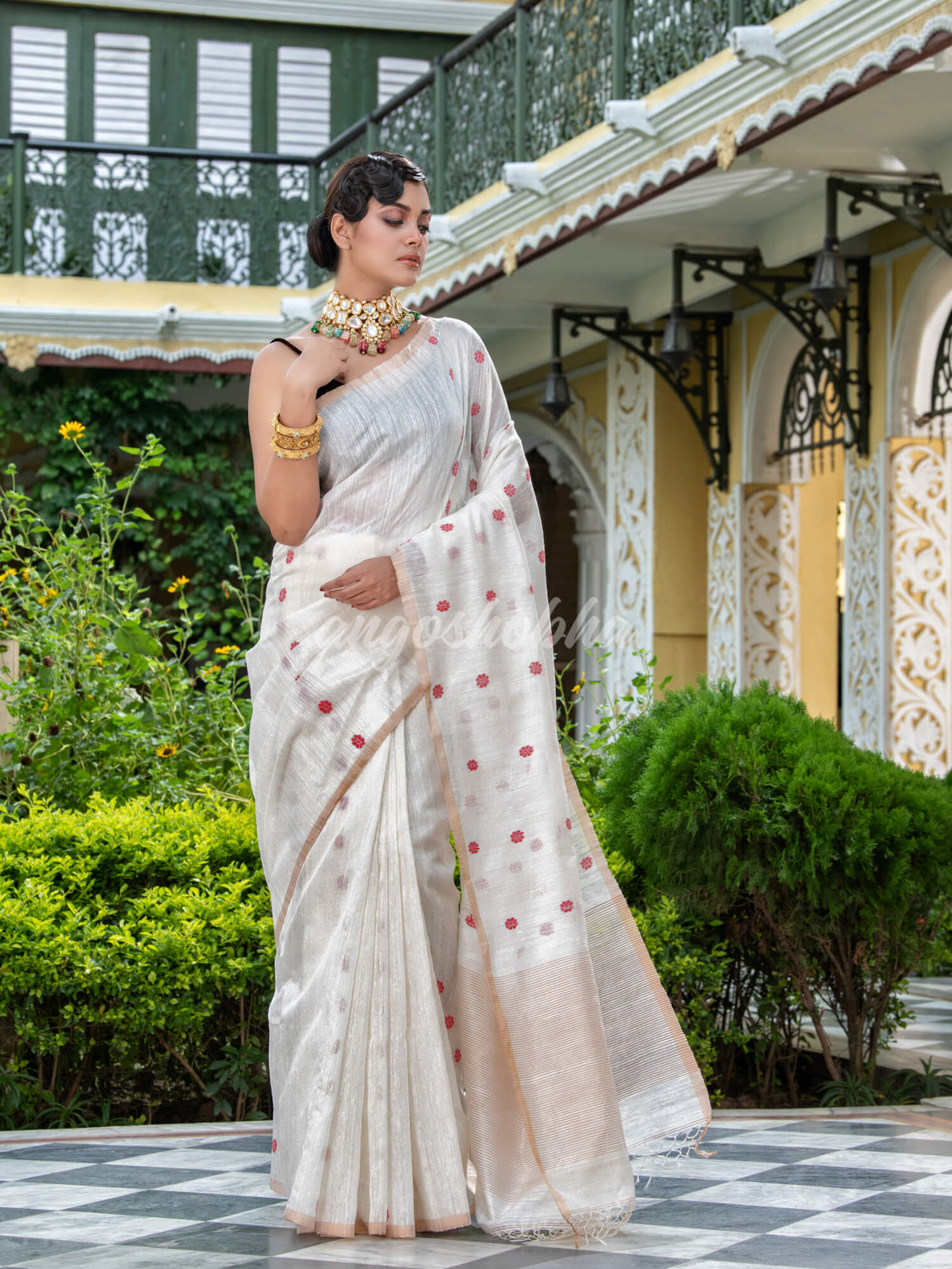 White Matka Silk Handloom Saree