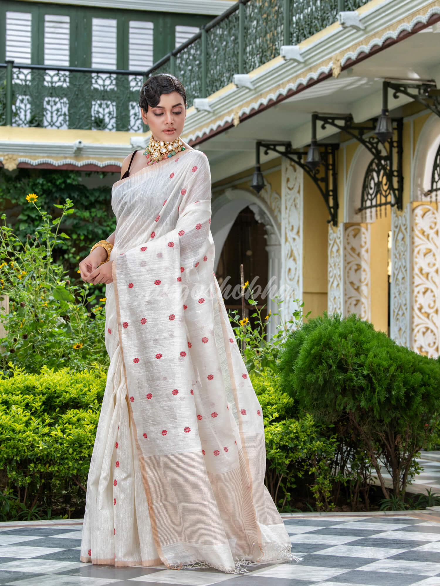White Matka Silk Handloom Saree
