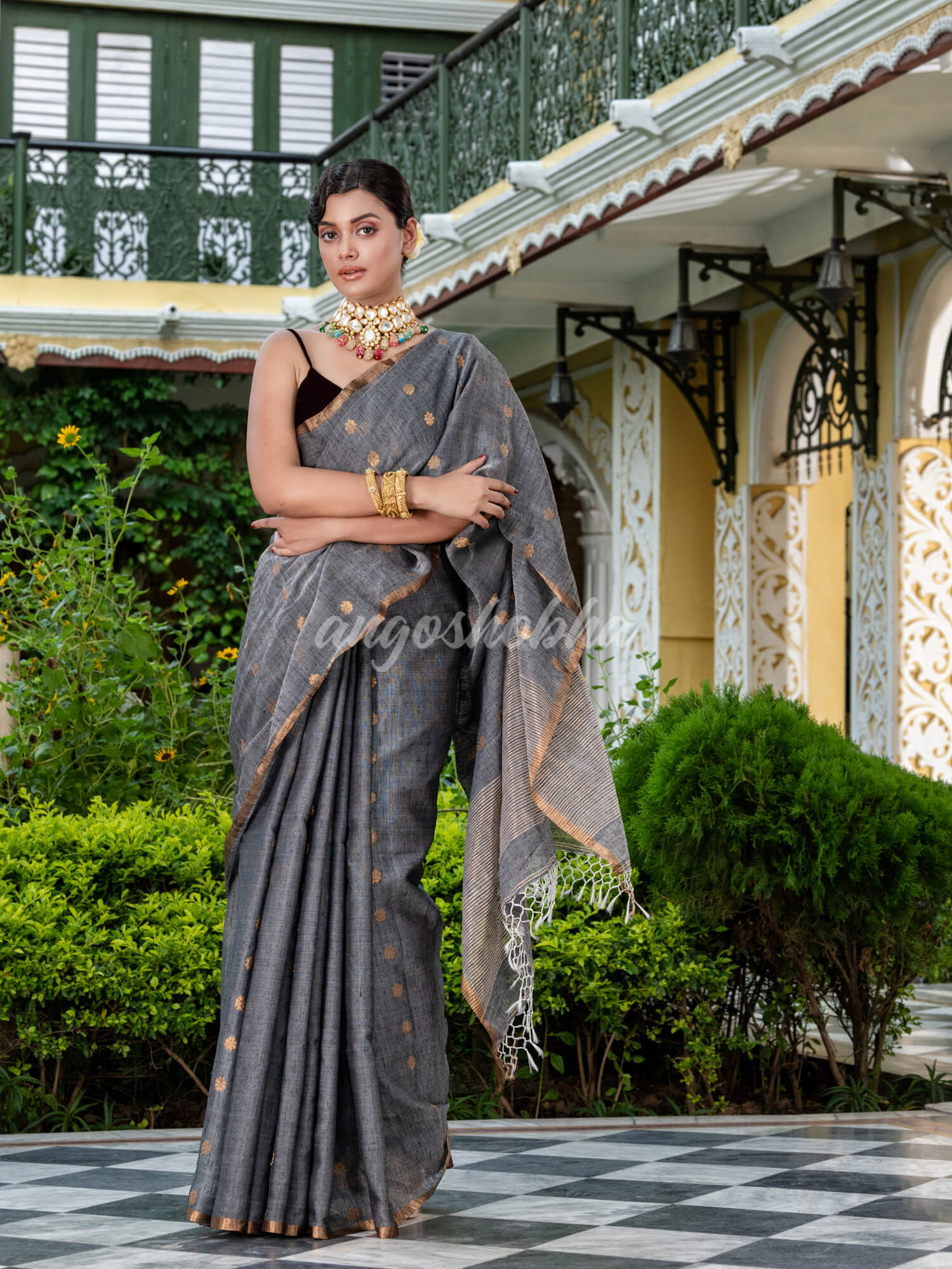 Grey Matka Silk Handloom Saree
