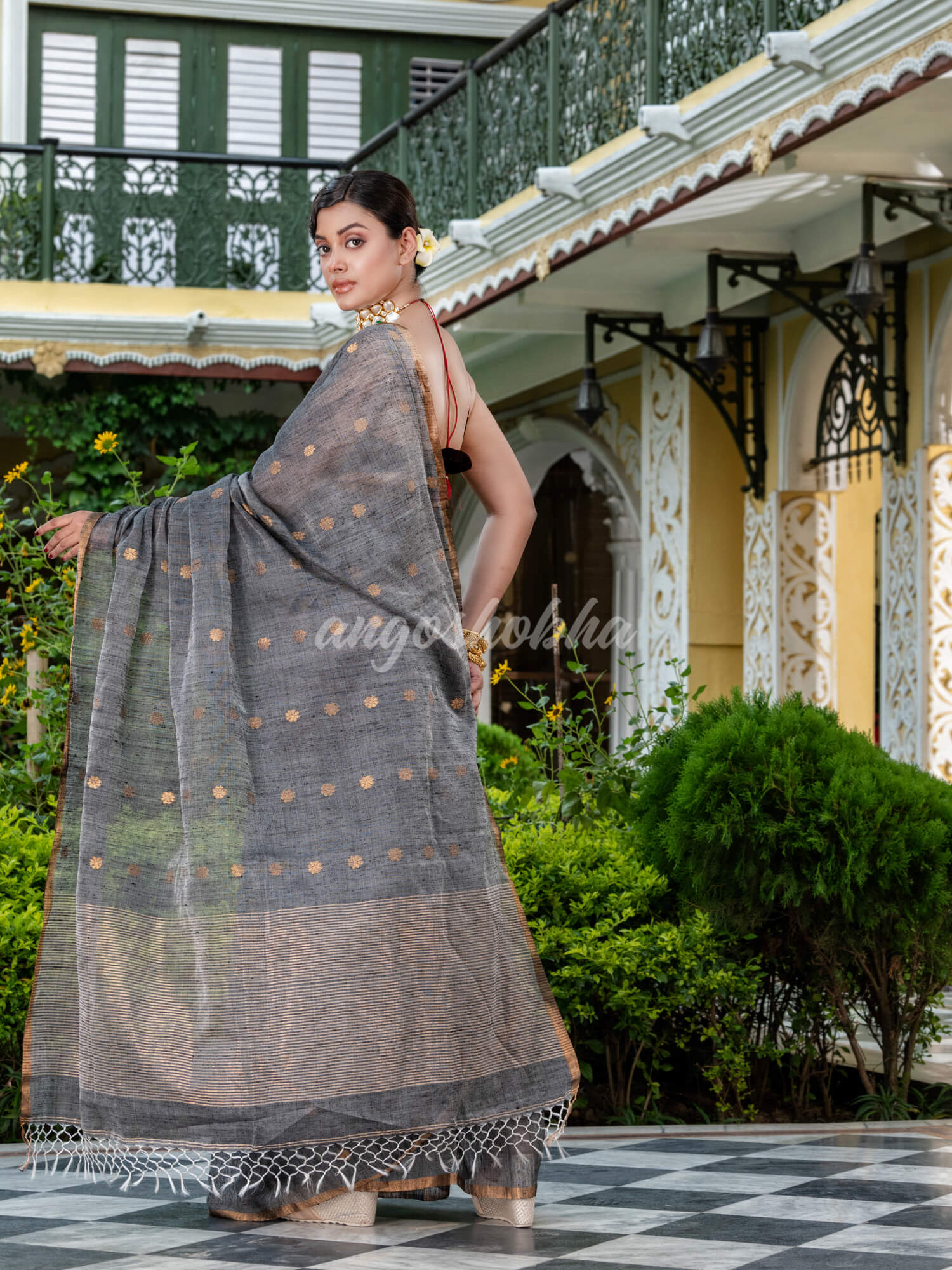 Grey Matka Silk Handloom Saree wholesale price