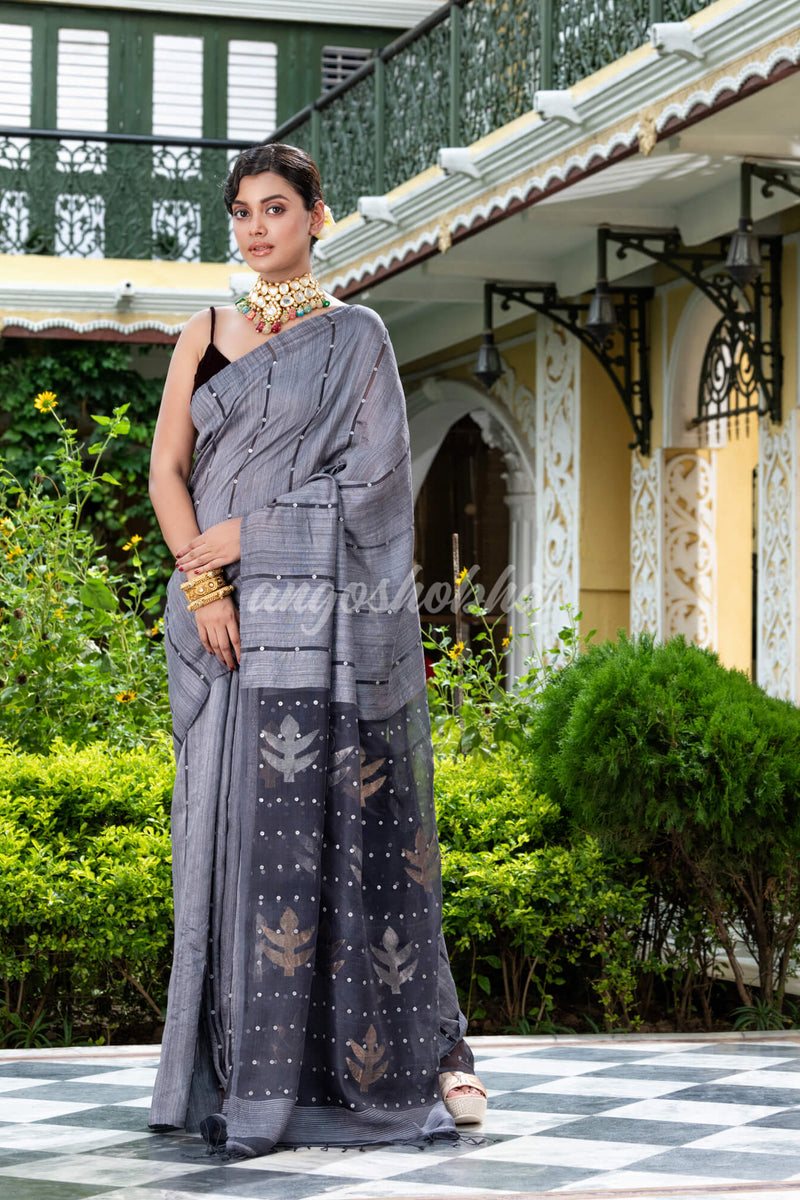 Silver Matka Silk Handloom Saree