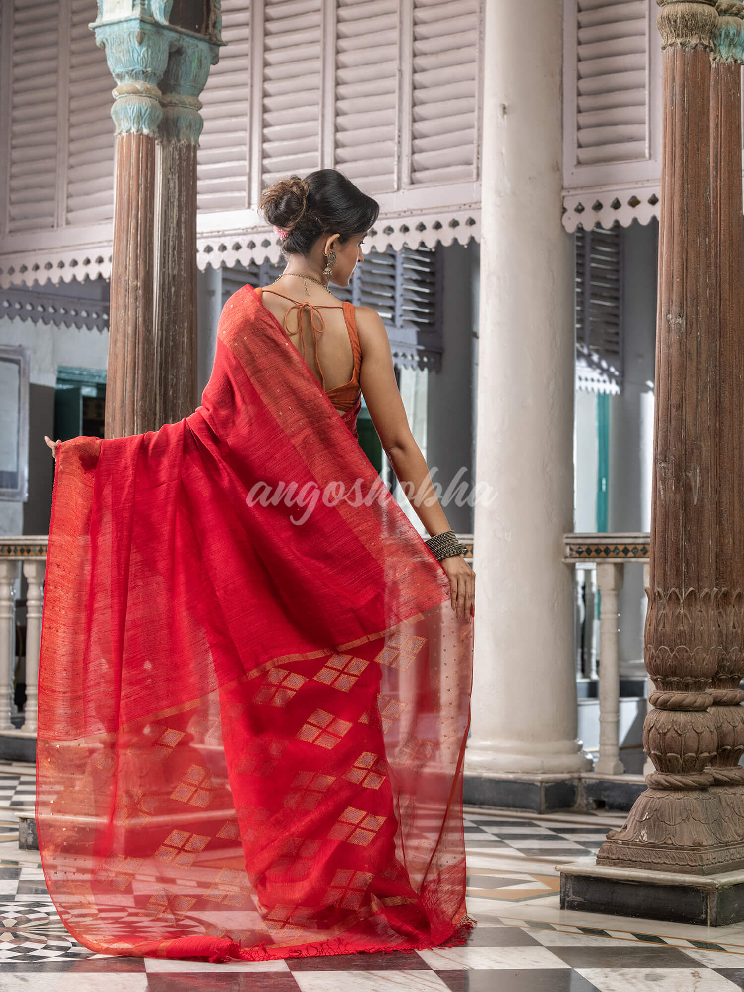 Red Matka Silk Handloom Saree wholesale price