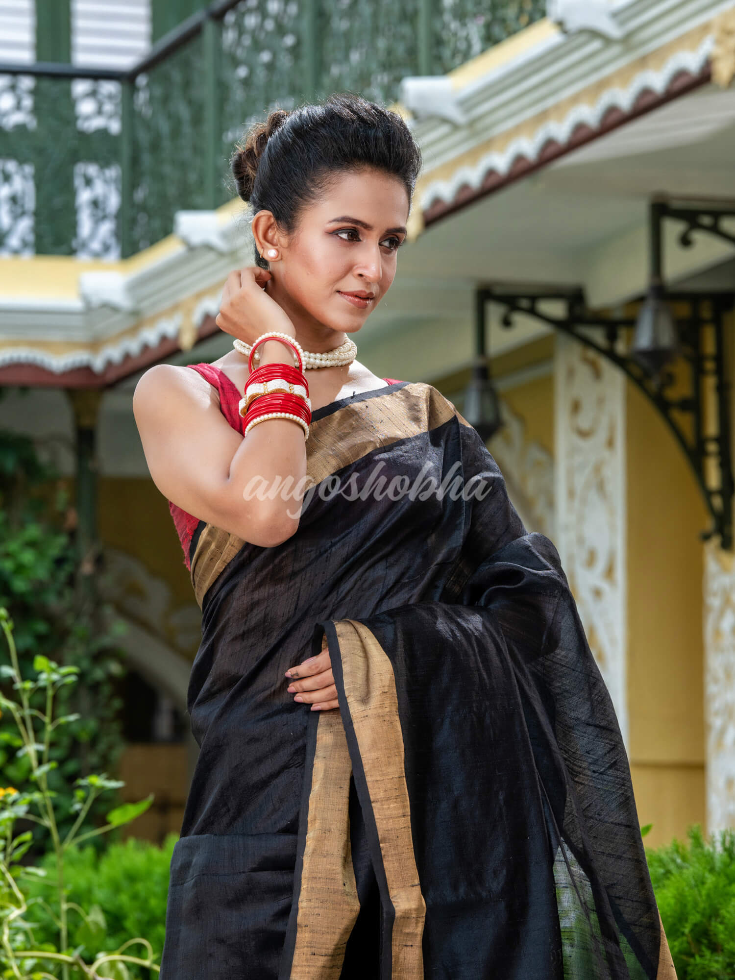 Black Matka Silk Handloom Saree wholesale for women