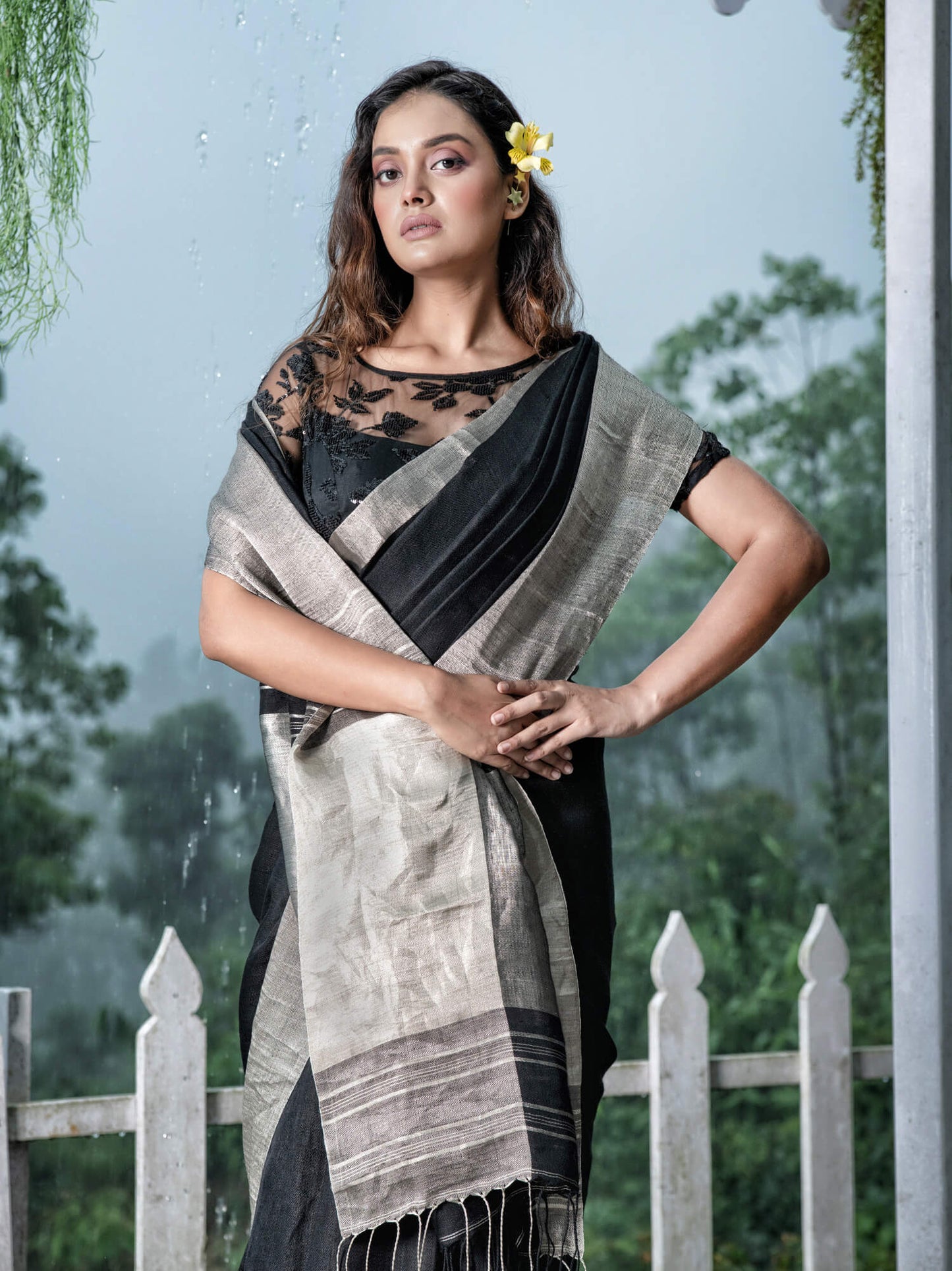 BlackTraditional Handloom Linen Saree