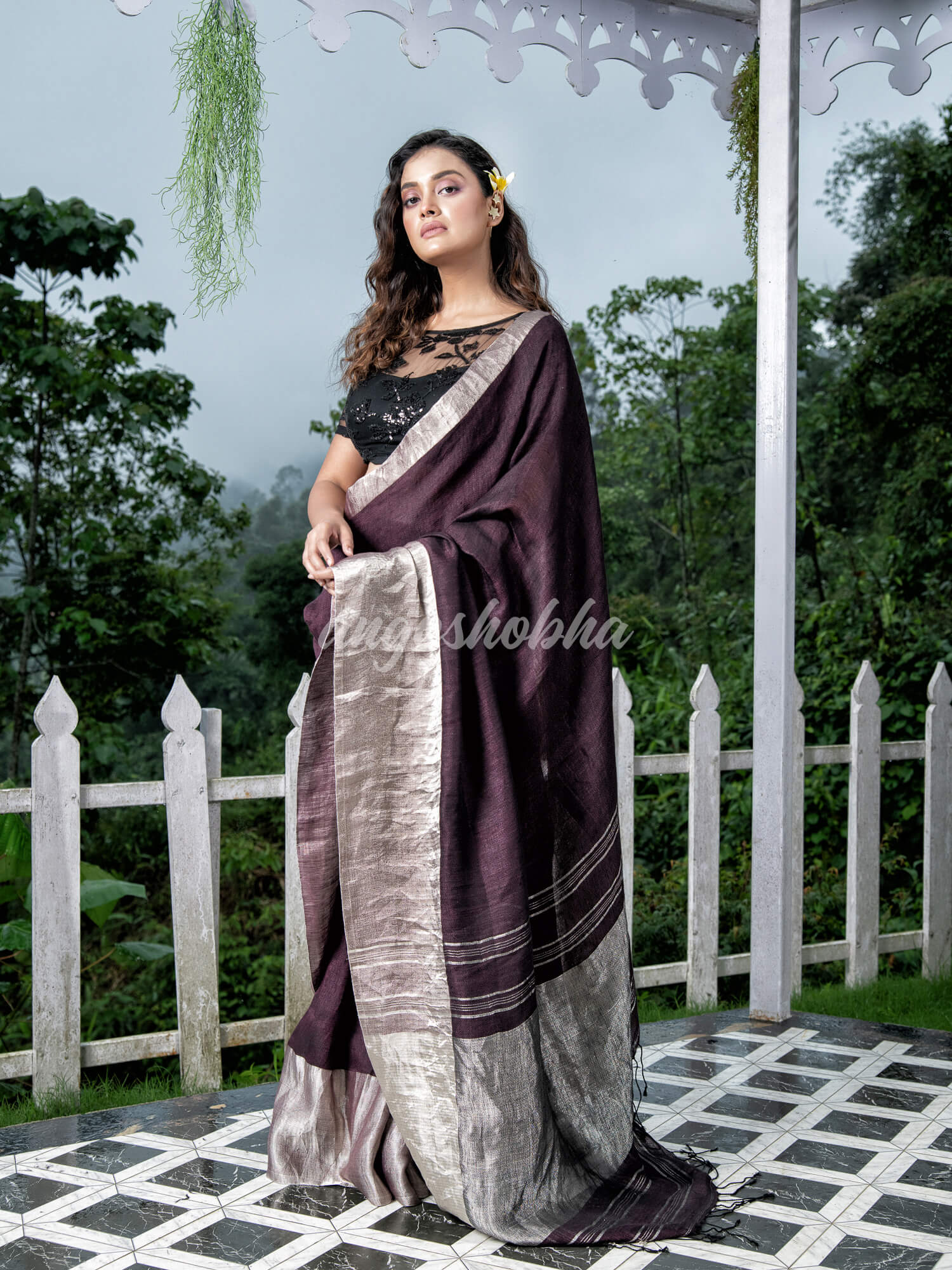 WineTraditional Handloom Linen Saree
