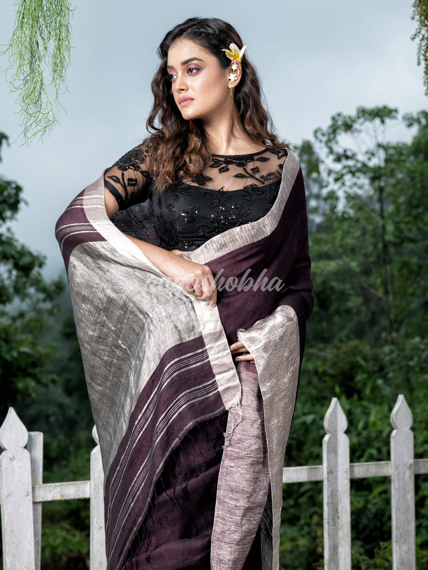 WineTraditional Handloom Linen Saree