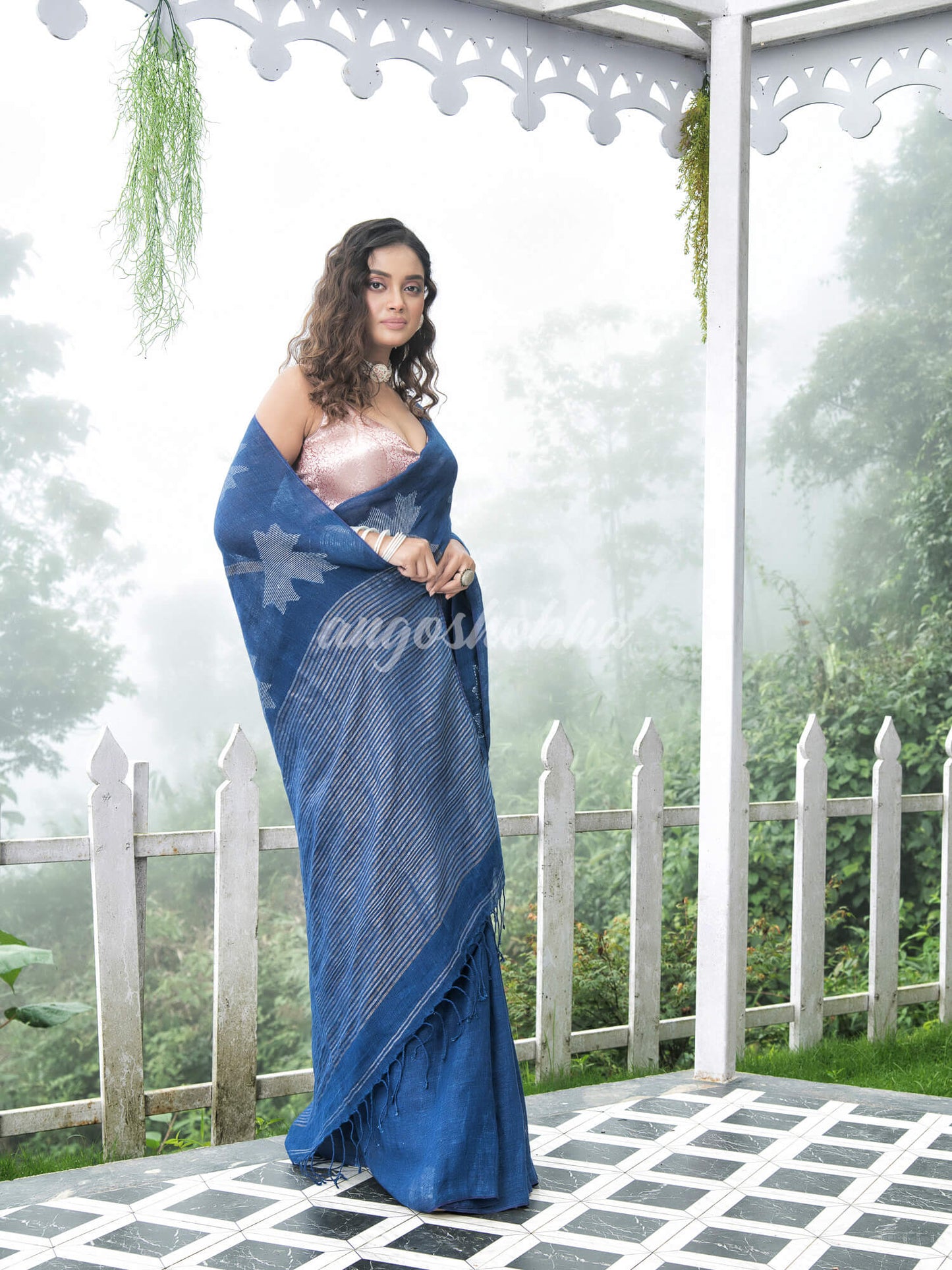 Blue Body Synchronised with Jamdani Design Golden & Silver Stripes Pallu Ribbon Border Handwoven Saree