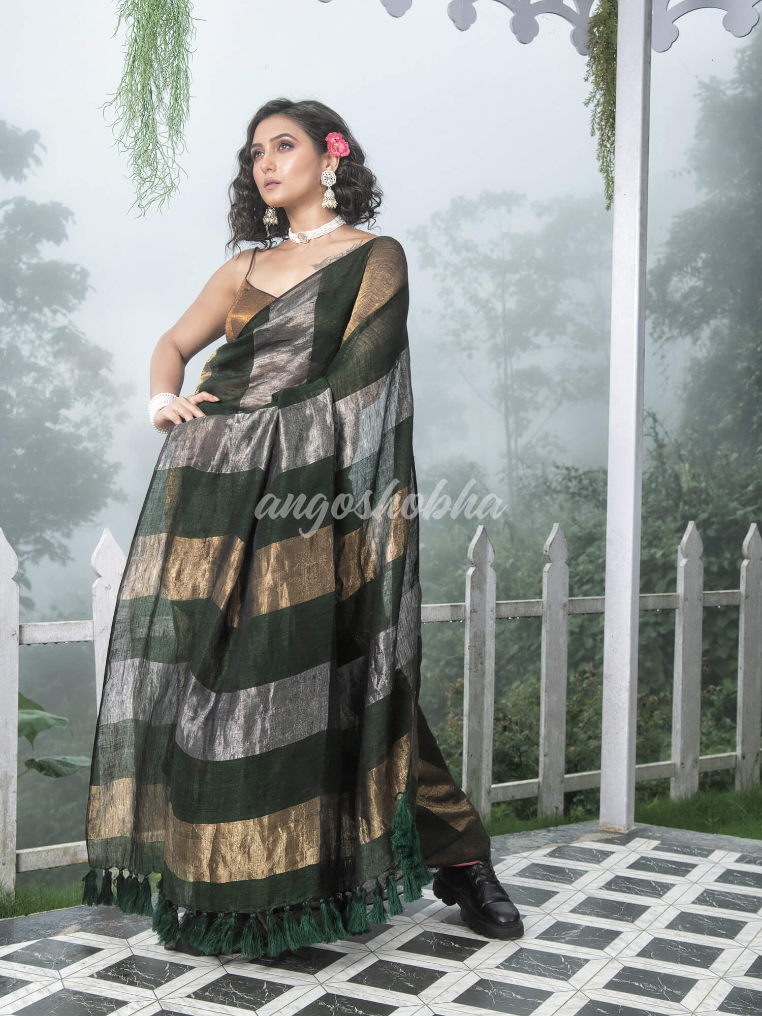 Bottle Green Linen Multicolor Tissue Body with Bottle Green Tassels Handwoven Saree