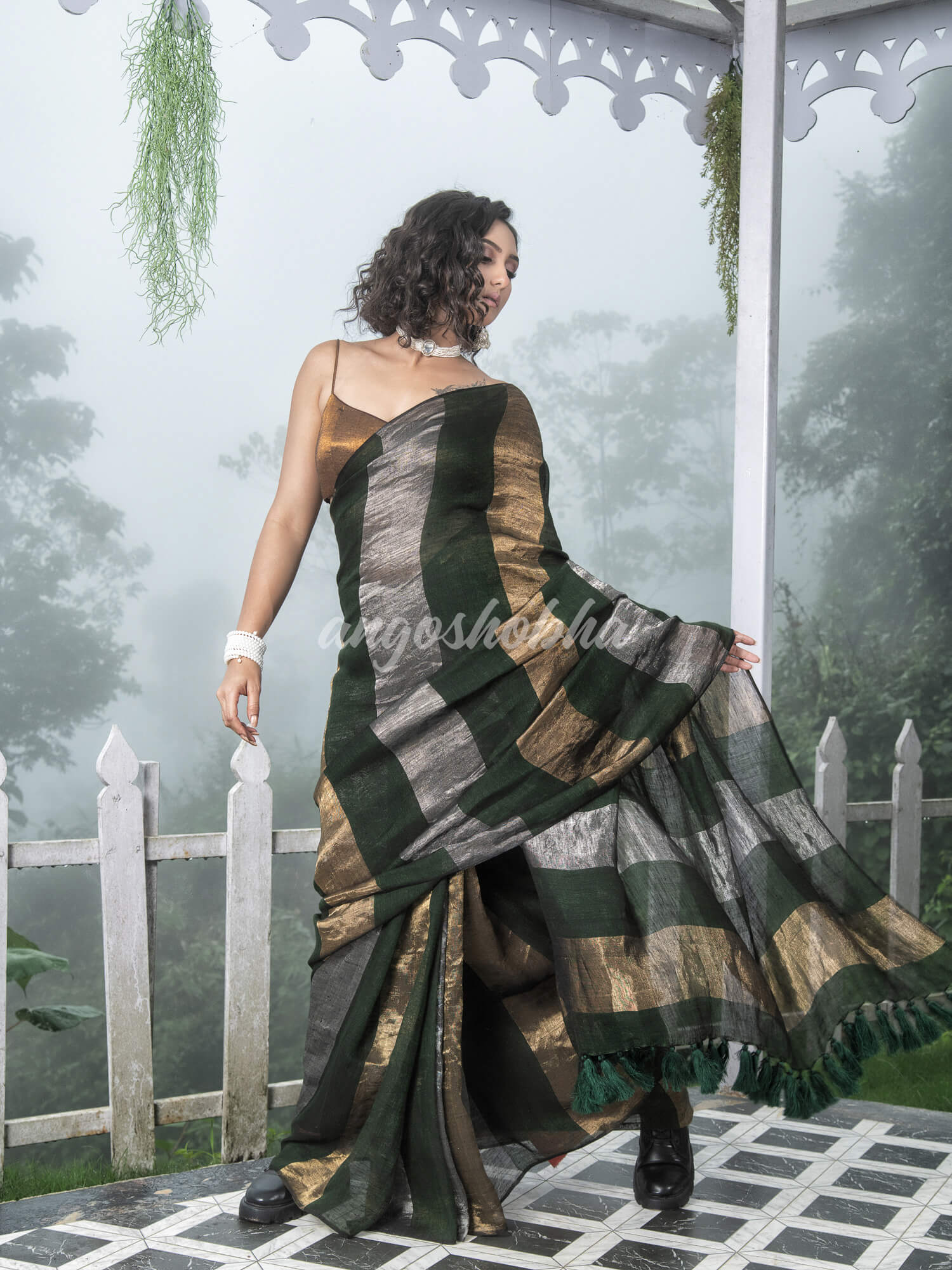 Bottle Green Linen Multicolor Tissue Body with Bottle Green Tassels Handwoven Saree