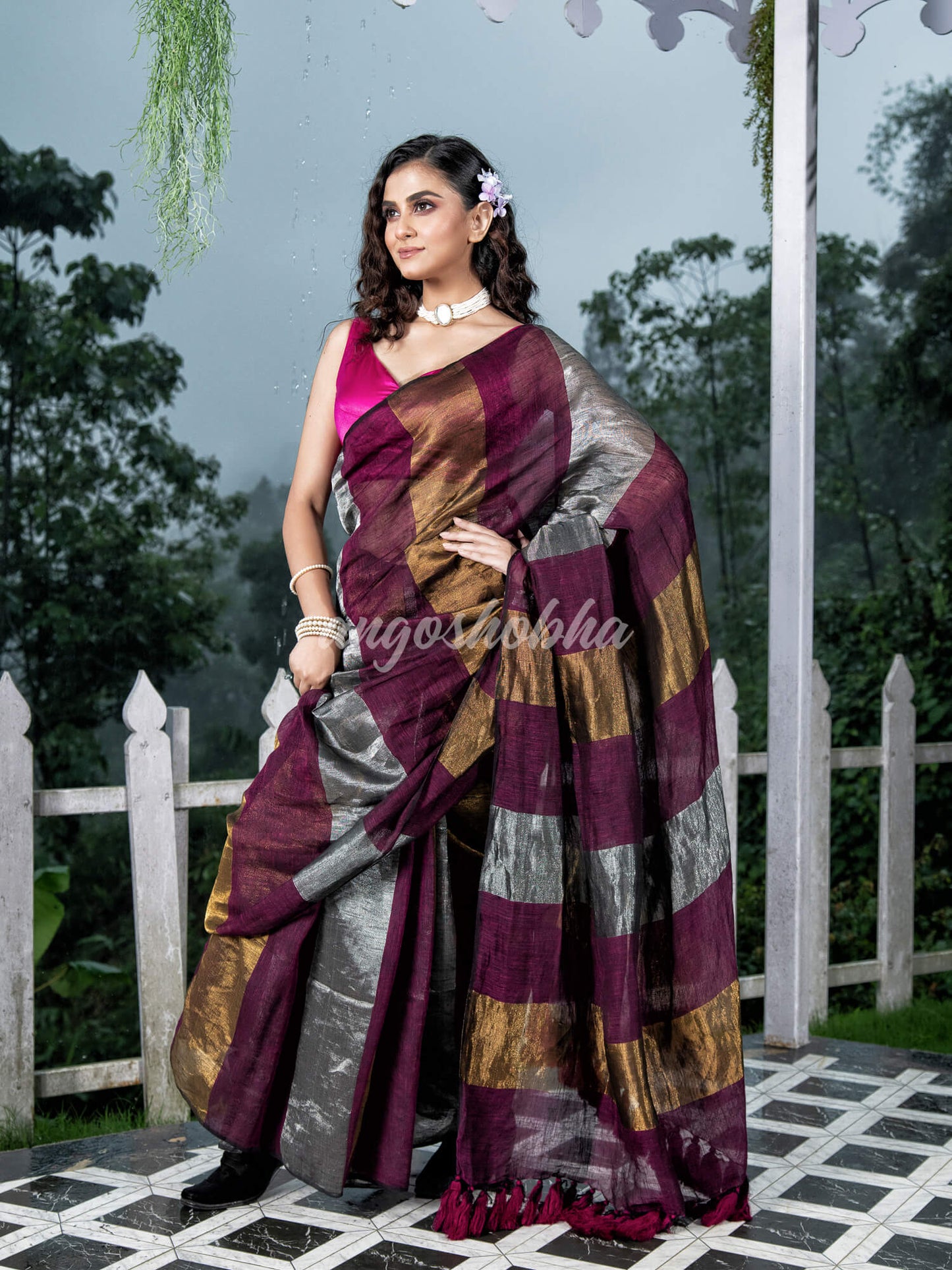 Magenta Linen Multicolor Tissue Body with Magenta Tassels Handwoven Saree