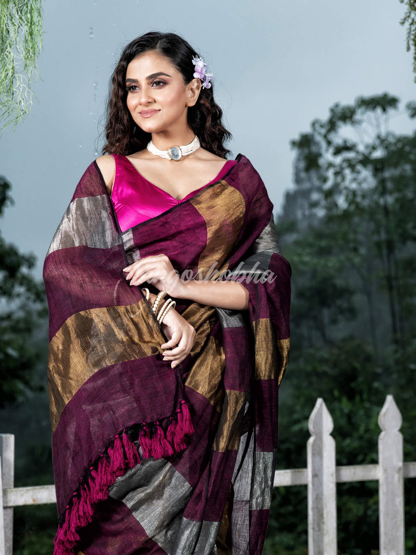 Magenta Linen Multicolor Tissue Body with Magenta Tassels Handwoven Saree