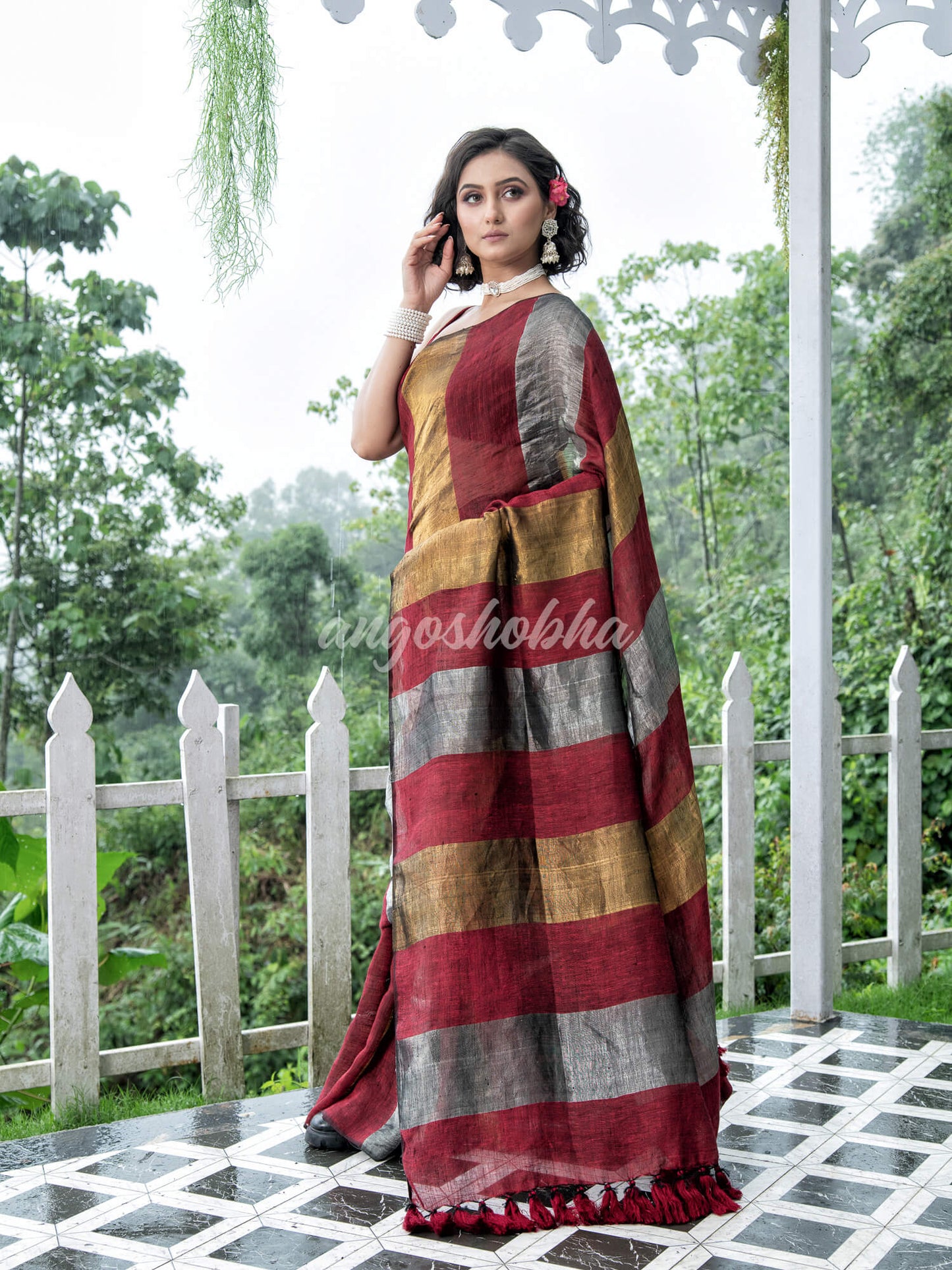 Maroon Linen Multicolor Tissue Body with Maroon Tassels Handwoven Saree