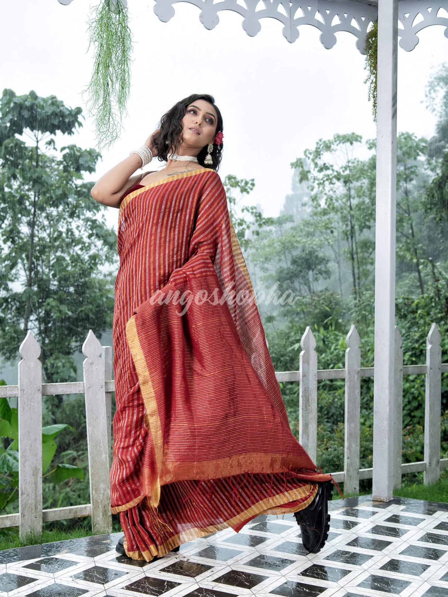 Maroon Linen Silver & Golden Stripes Body with Golden Border Bengal Handwoven Saree