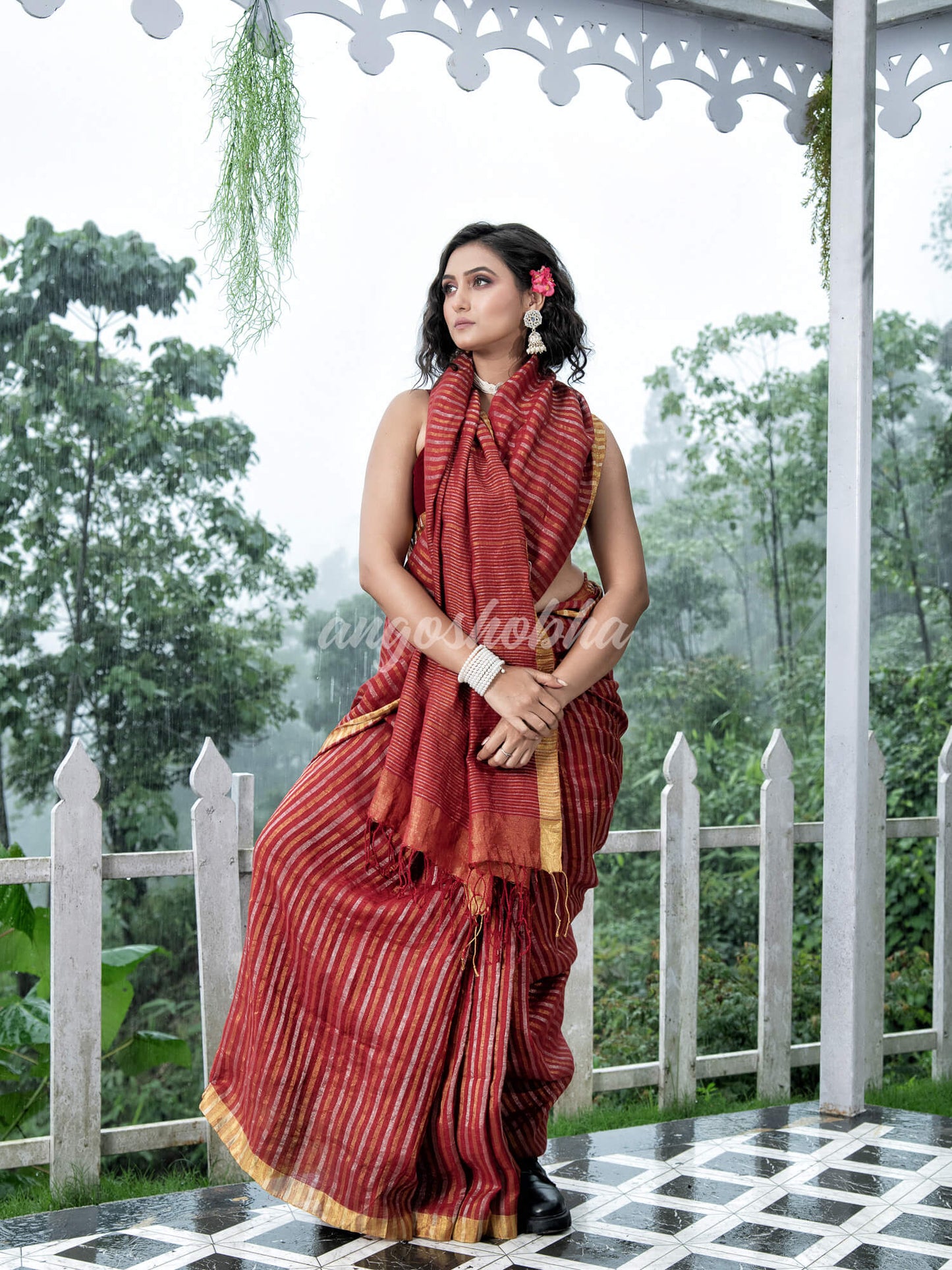 Maroon Linen Silver & Golden Stripes Body with Golden Border Bengal Handwoven Saree