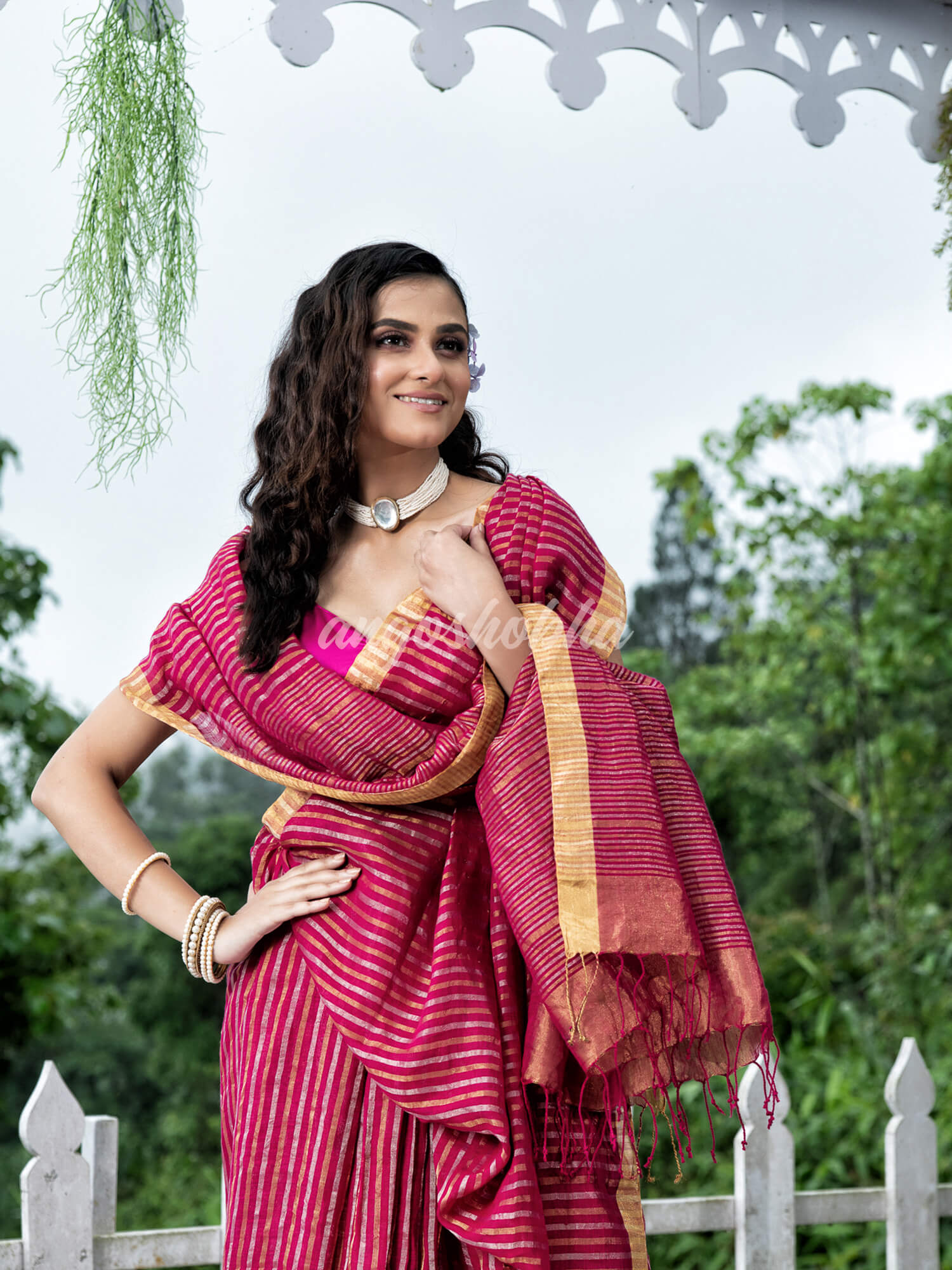 Rani Linen Silver & Golden Stripes Body with Golden Border Bengal Handwoven Saree