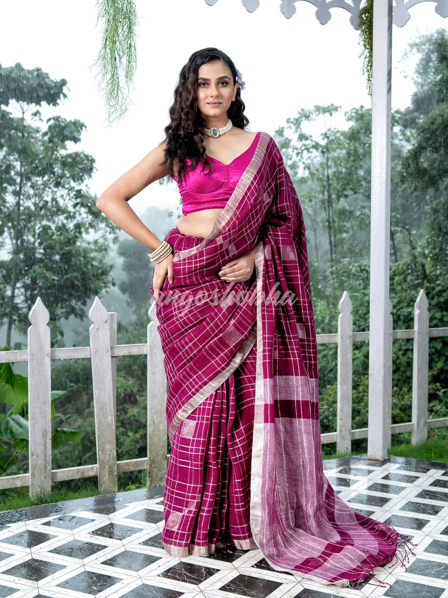 Magenta Linen Silver Check Body with Silver Border & Pallu Bengal Handwoven Saree