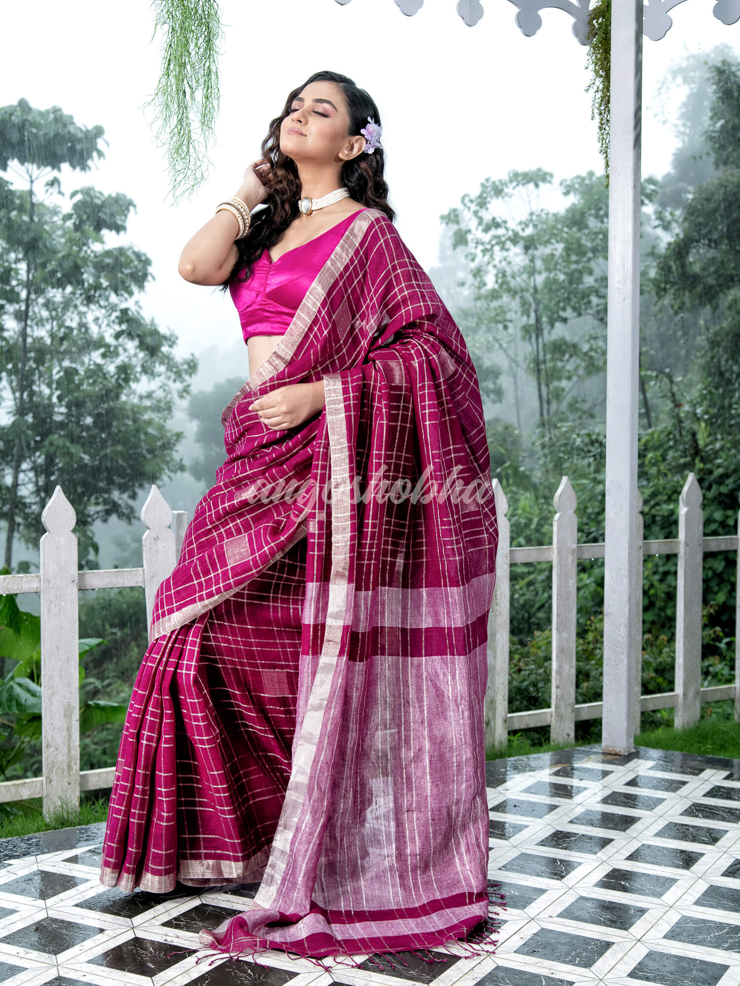 Magenta Linen Silver Check Body with Silver Border & Pallu Bengal Handwoven Saree