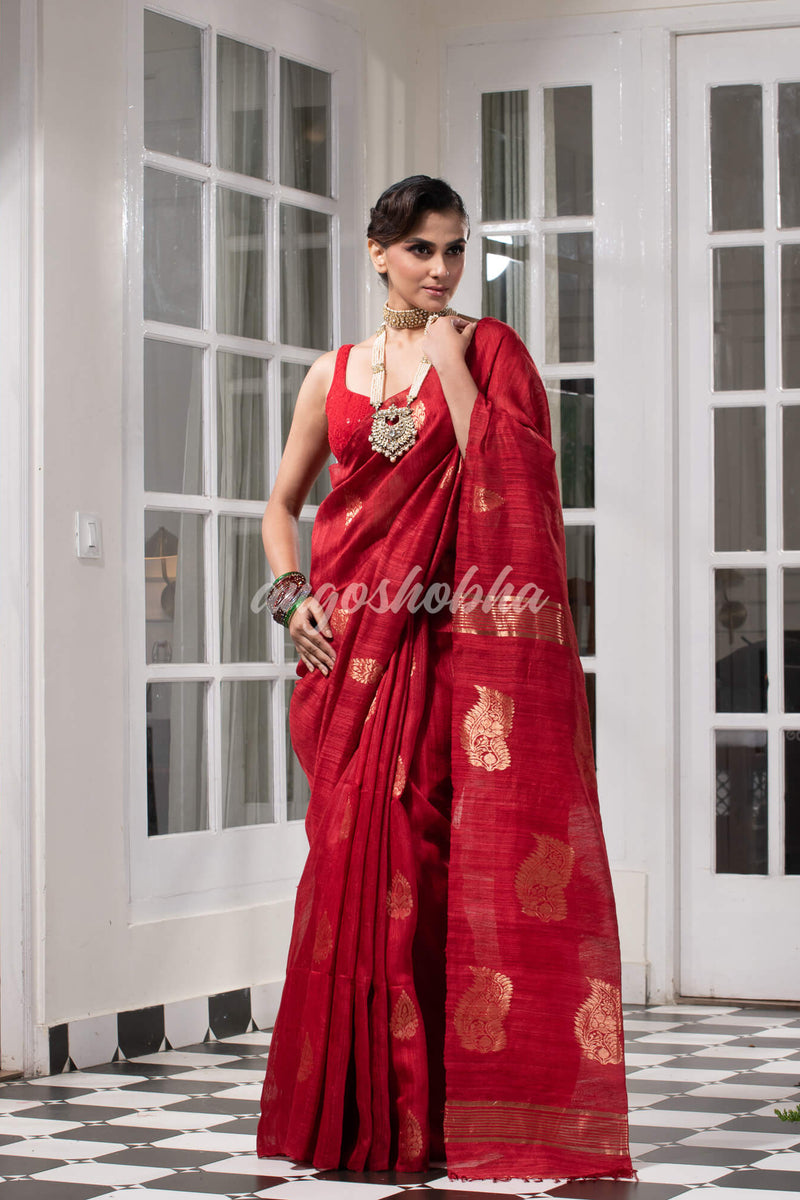 Maroon Matka Body with Golden Motifs & Kolka Pallu Handwoven Saree