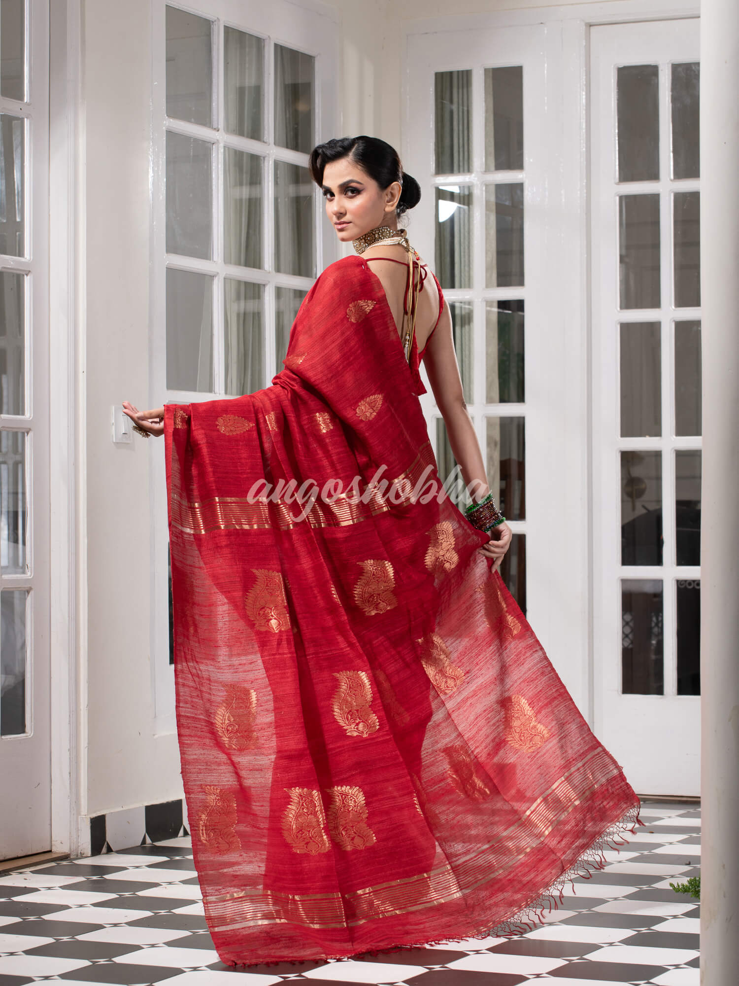 Maroon Matka Body with Golden Motifs & Kolka Pallu Handwoven Saree