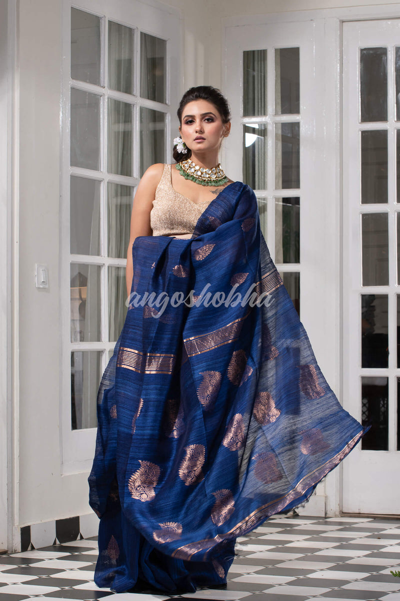 Navy Blue Matka Body with Golden Motifs & Kolka Pallu Handwoven Saree
