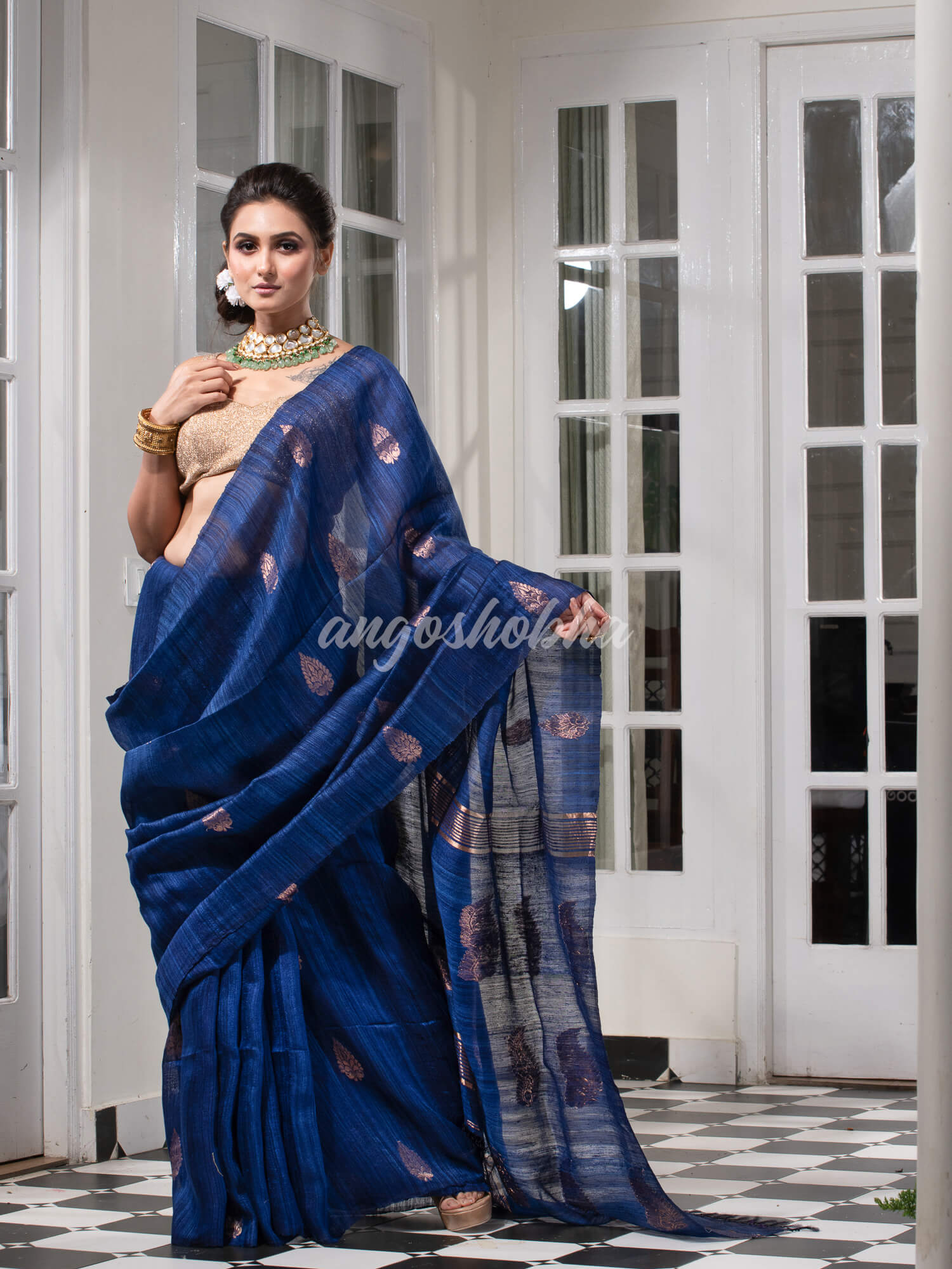 Navy Blue Matka Body with Golden Motifs & Kolka Pallu Handwoven Saree