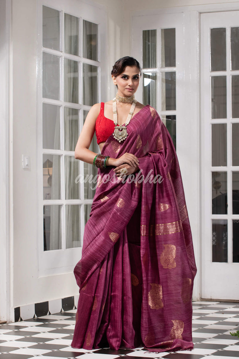 Wine  Matka Body with Golden Motifs & Kolka Pallu Handwoven Saree