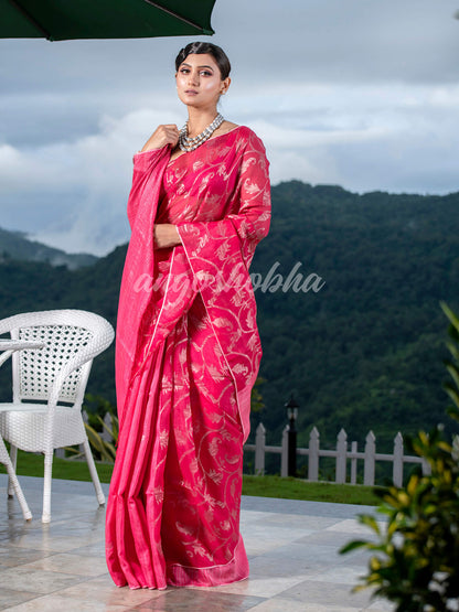 Pink Silk Matka Body Creeper Design all over Silver Zari Check Pallu Handwoven Saree