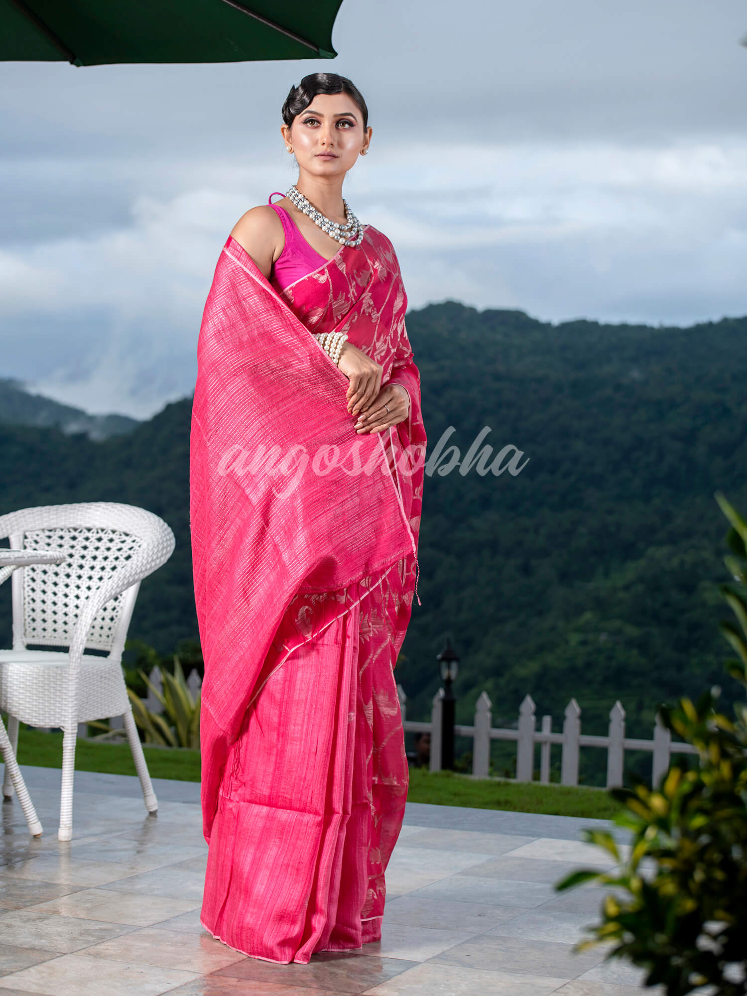 Pink Silk Matka Body Creeper Design all over Silver Zari Check Pallu Handwoven Saree