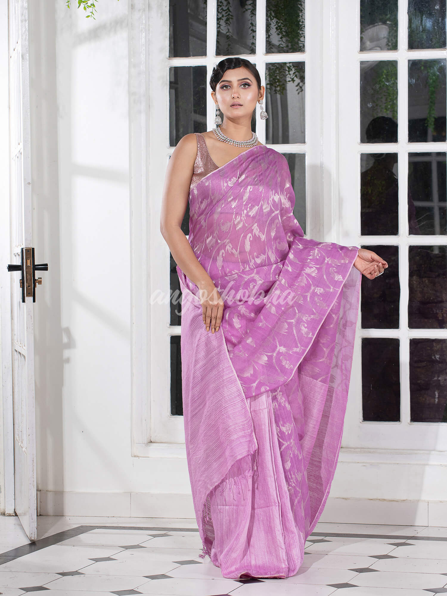 Lavender Silk Matka Body Creeper Design all over Silver Zari Check Pallu Handwoven Saree