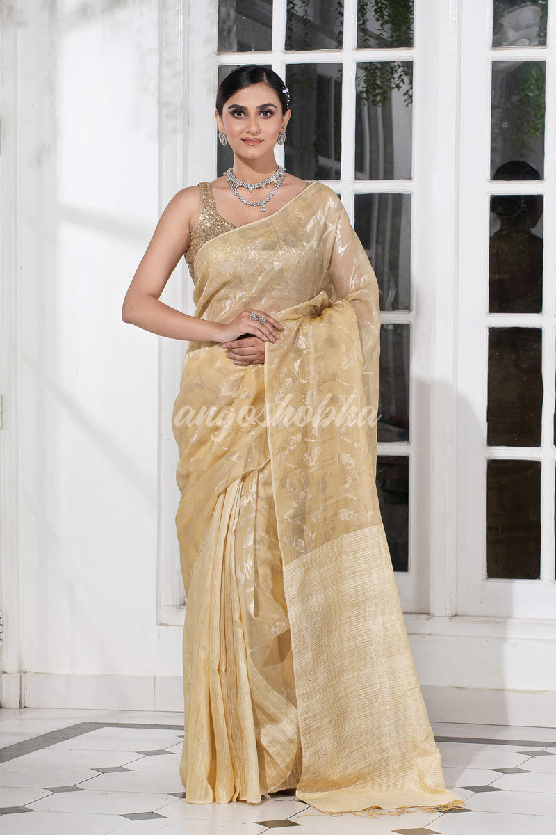 Champagne Skin Tone Silk Matka Body Creeper Design all over Silver Zari Check Pallu Handwoven Saree