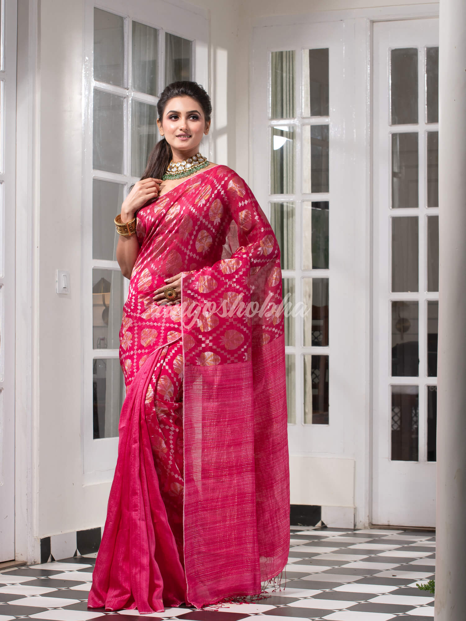 Pink Silk Matka Body with Leaves Intricate Design including Silver & Golden Stripes on Check Pallu Handwoven Saree