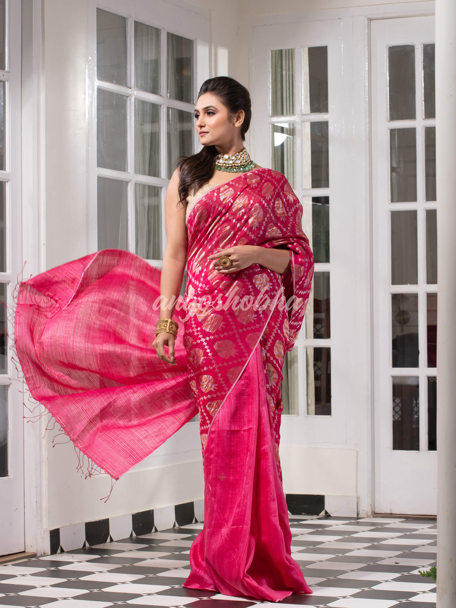 Pink Silk Matka Body with Leaves Intricate Design including Silver & Golden Stripes on Check Pallu Handwoven Saree