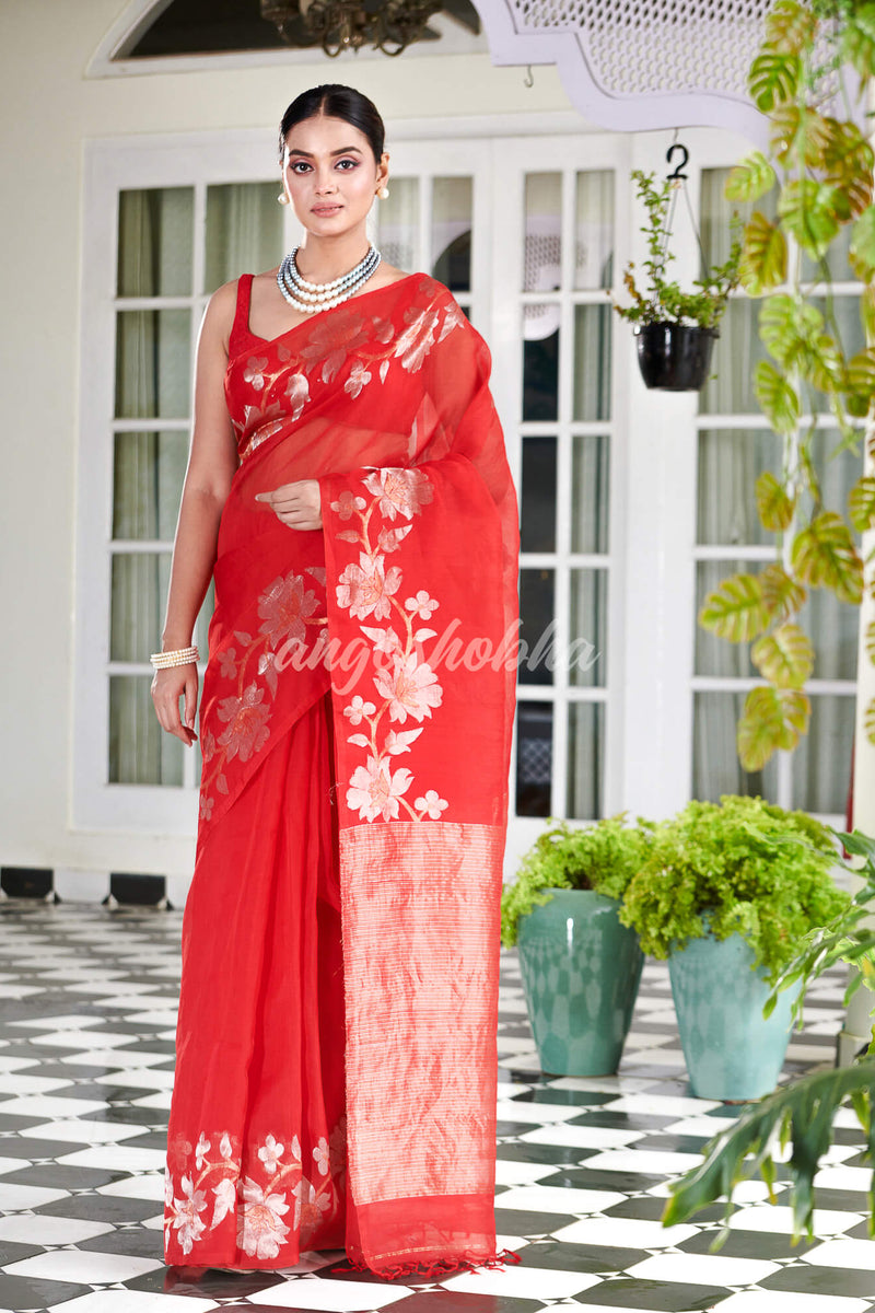 Red Silk White Flowers Motive Handwoven Muslin Saree
