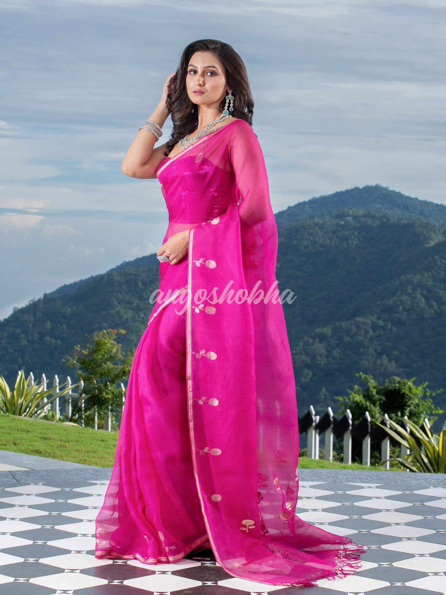 Traditional Pink Muslin Silk Zari Work Handloom Saree