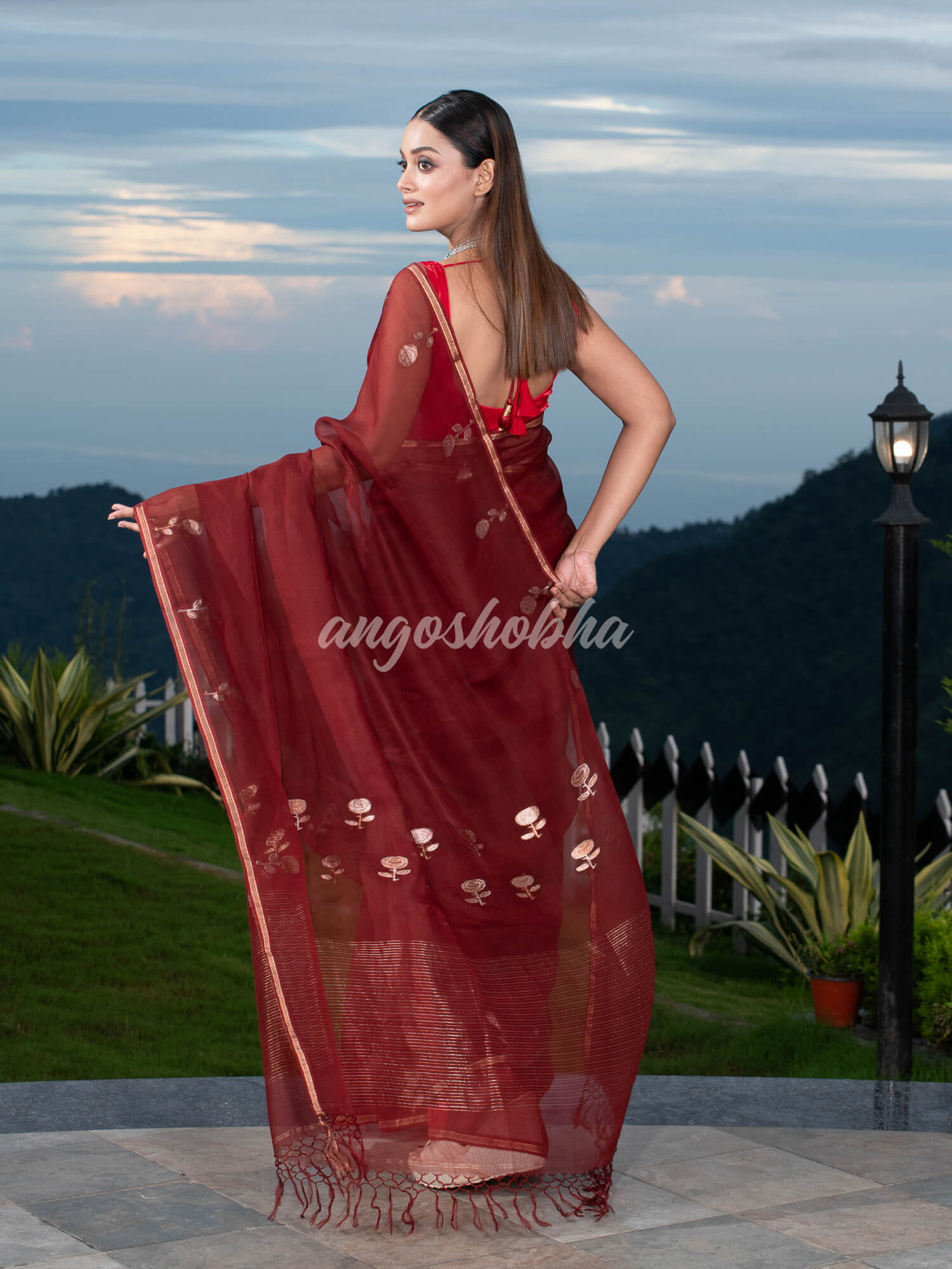Traditional Marron Muslin Silk Zari Work Handloom Saree