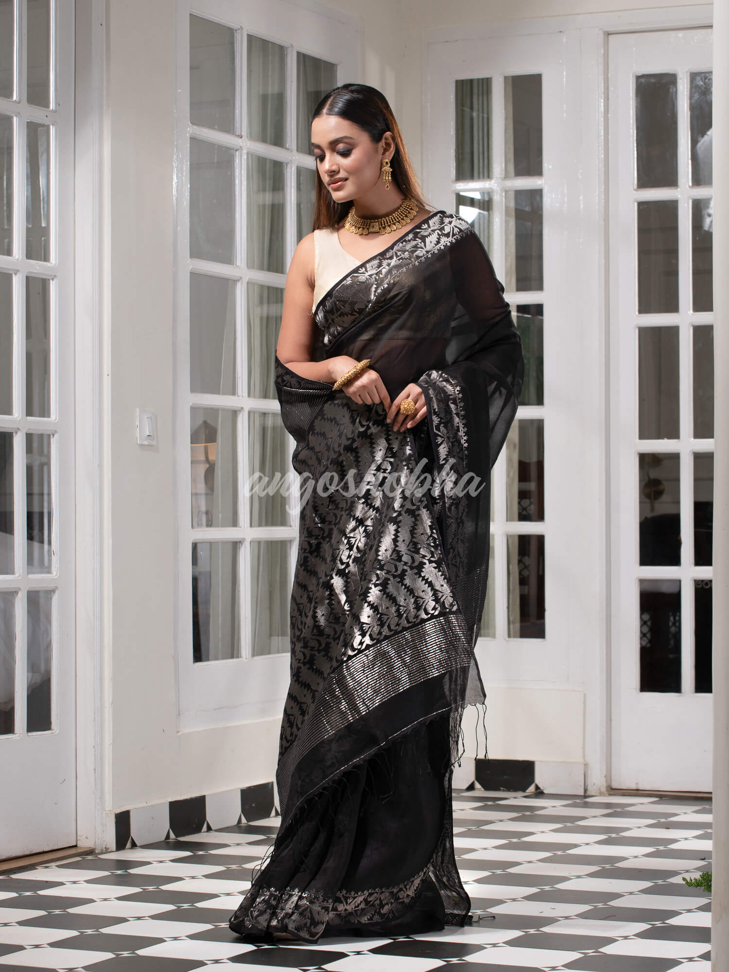 Traditional Black Muslin Silk Zari Work Handloom Saree