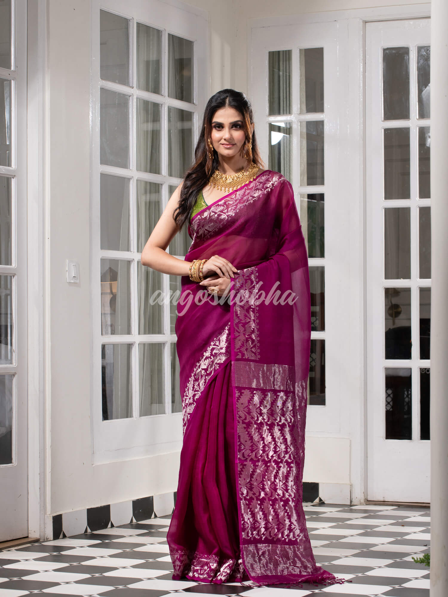 Traditional Magenta Muslin Silk Zari Work Handloom Saree