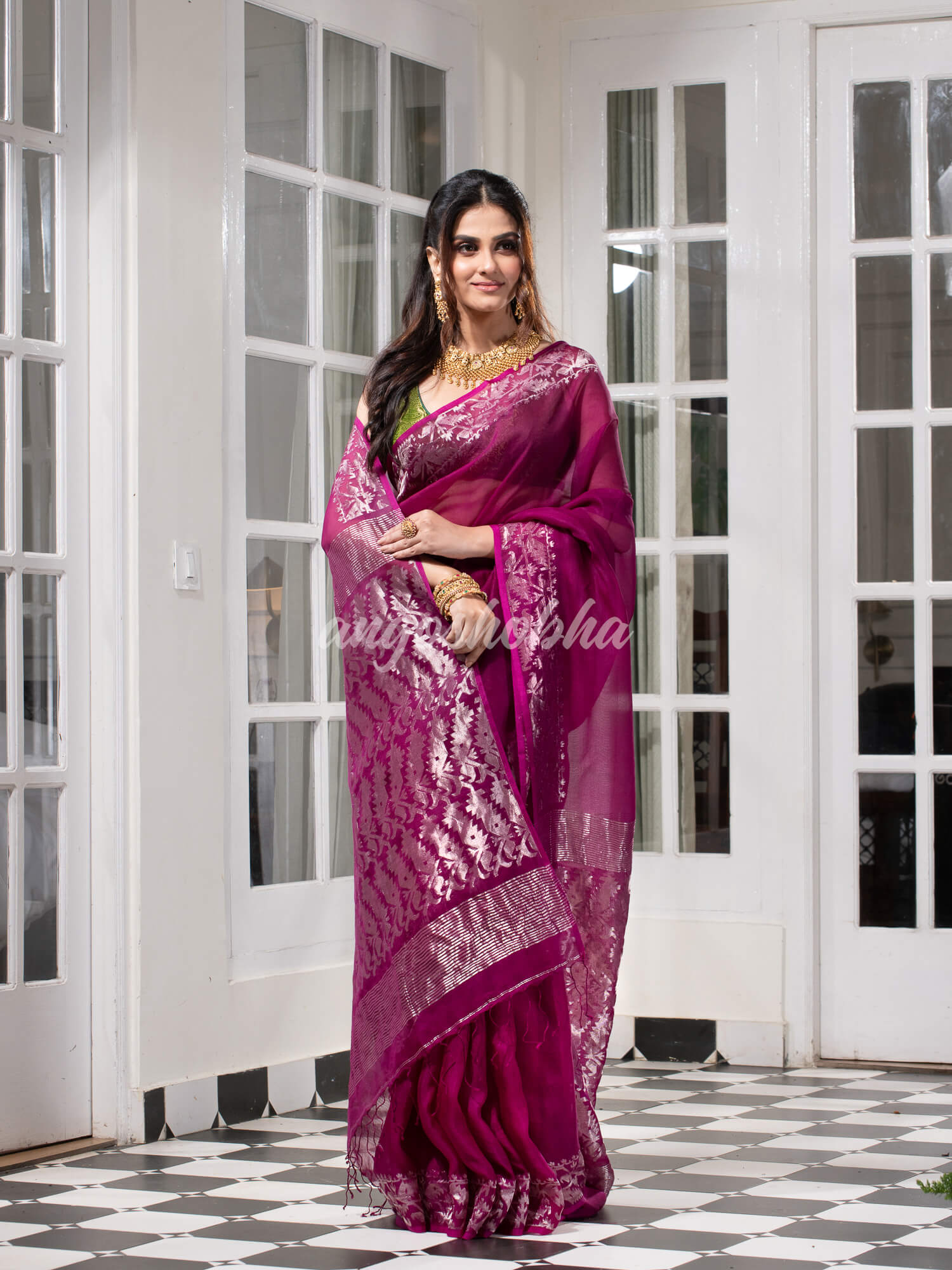 Traditional Magenta Muslin Silk Zari Work Handloom Saree