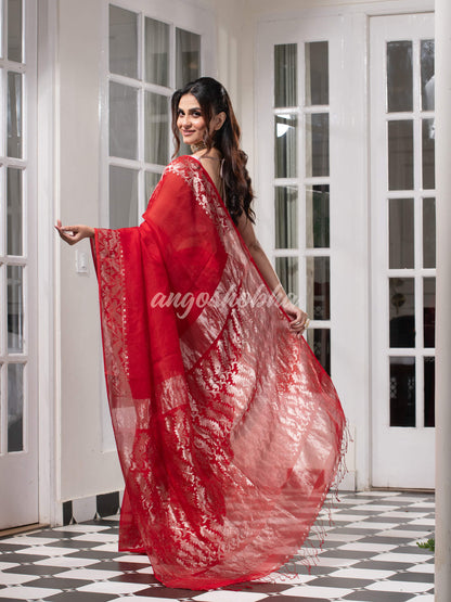 Traditional Red Muslin Silk Zari Work Handloom Saree