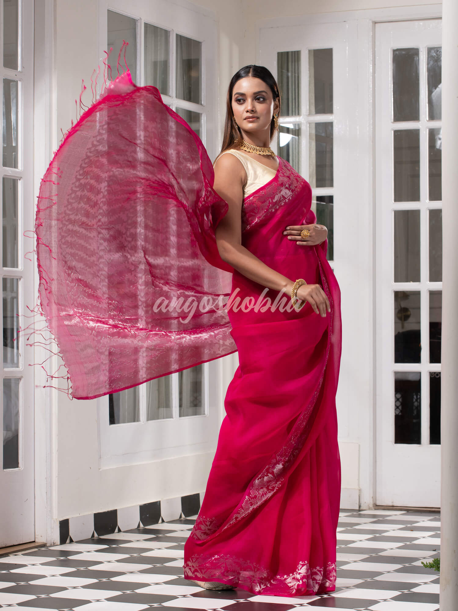 Traditional Pink Muslin Silk Zari Work Handloom Saree