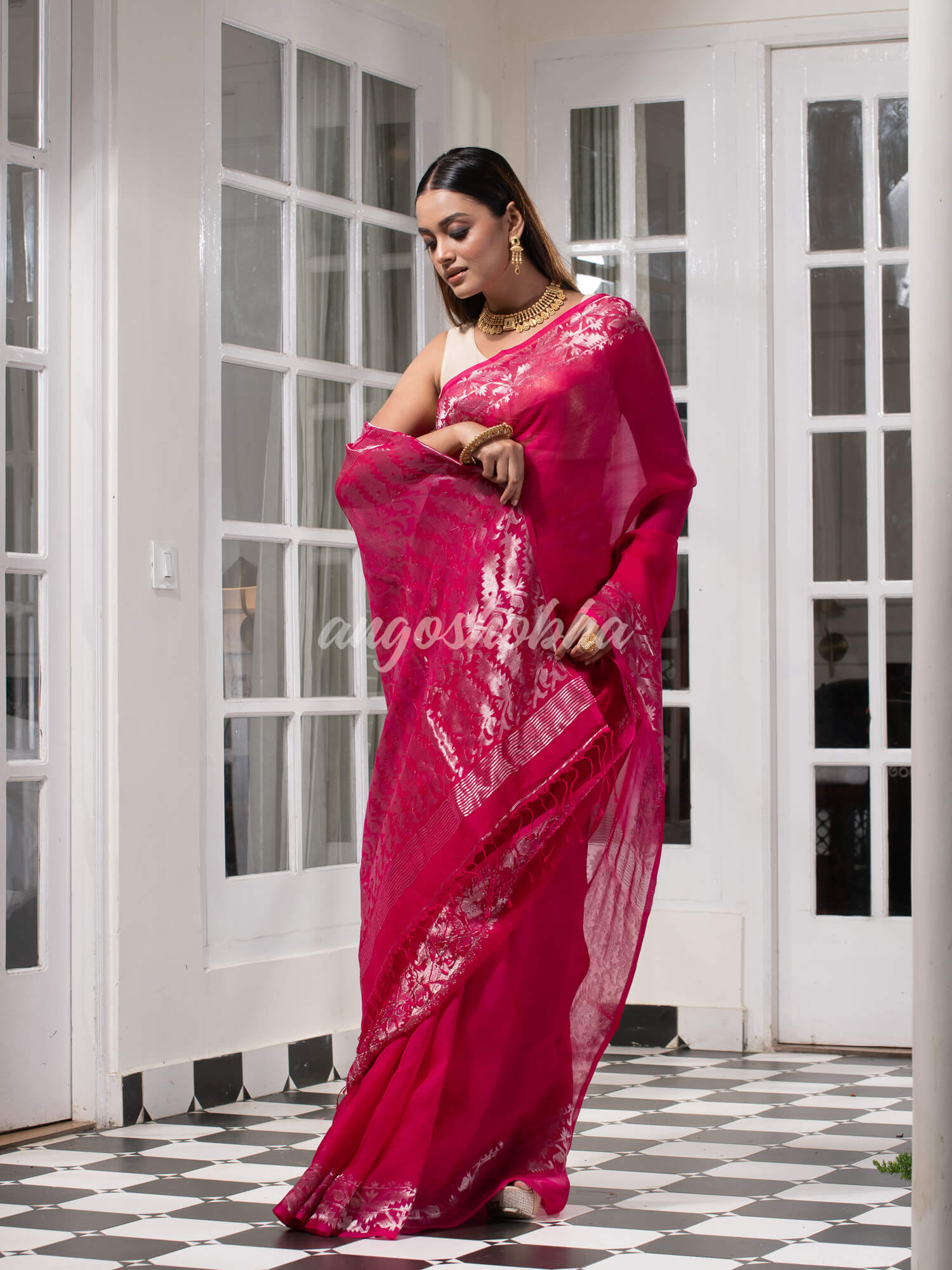 Traditional Pink Muslin Silk Zari Work Handloom Saree