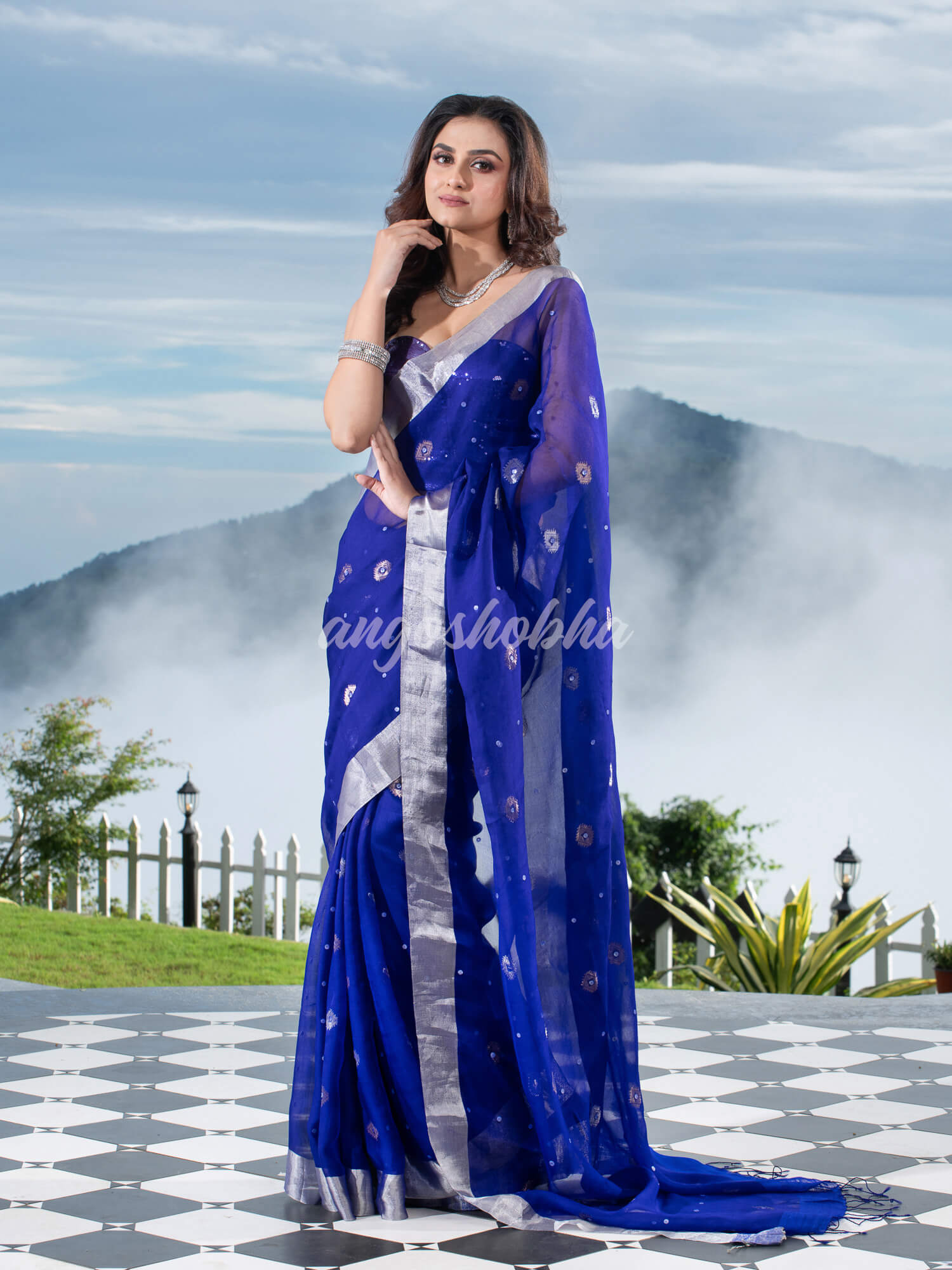Traditional Royal Blue Muslin Silk Zari Work Handloom Saree