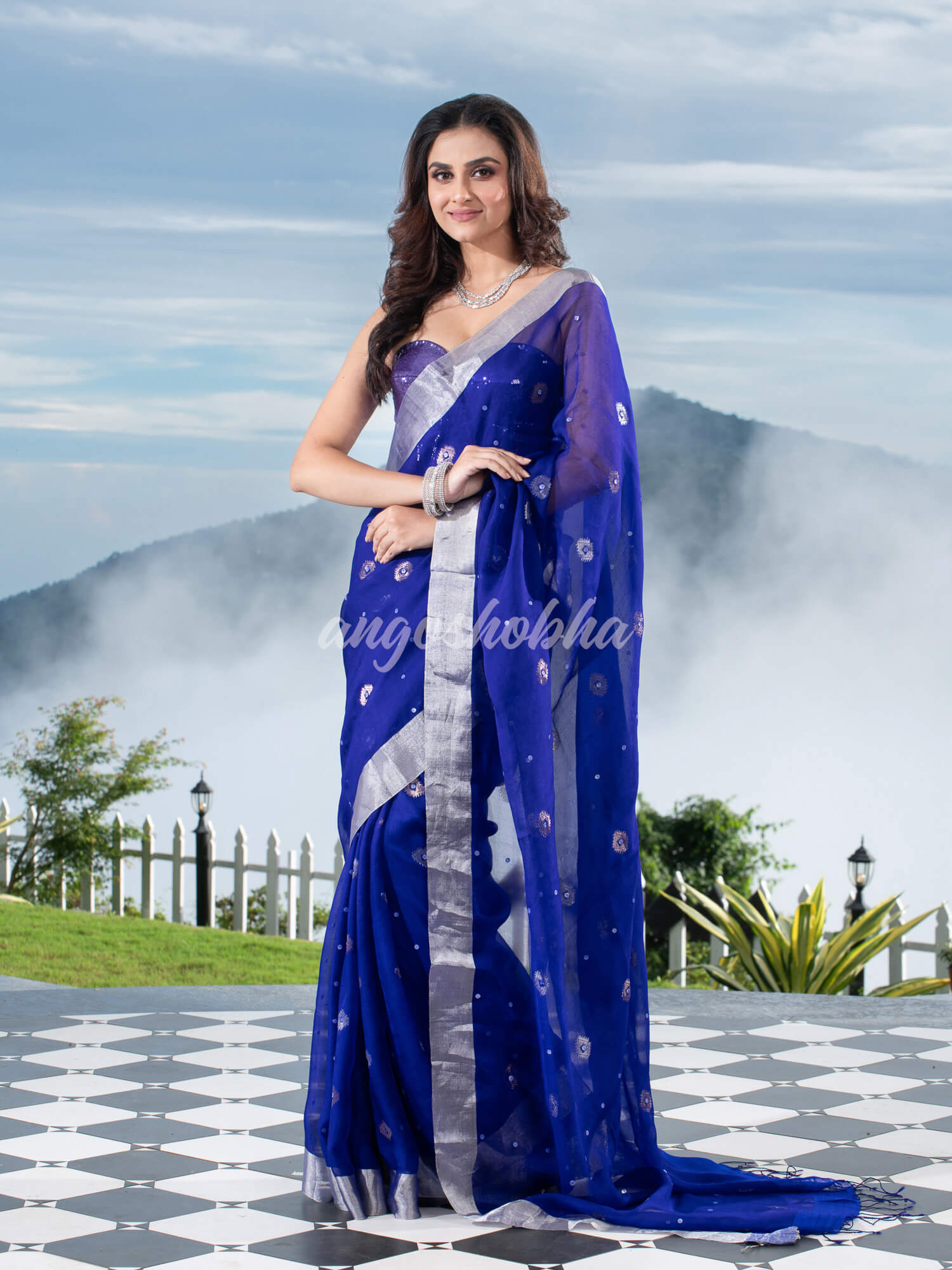 Traditional Royal Blue Muslin Silk Zari Work Handloom Saree