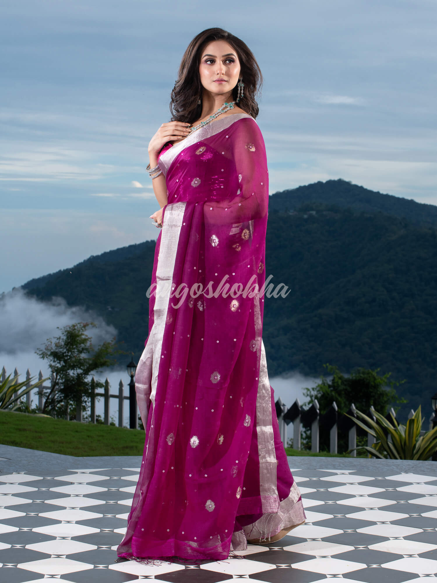 Traditional Magenta Muslin Silk Zari Work Handloom Saree