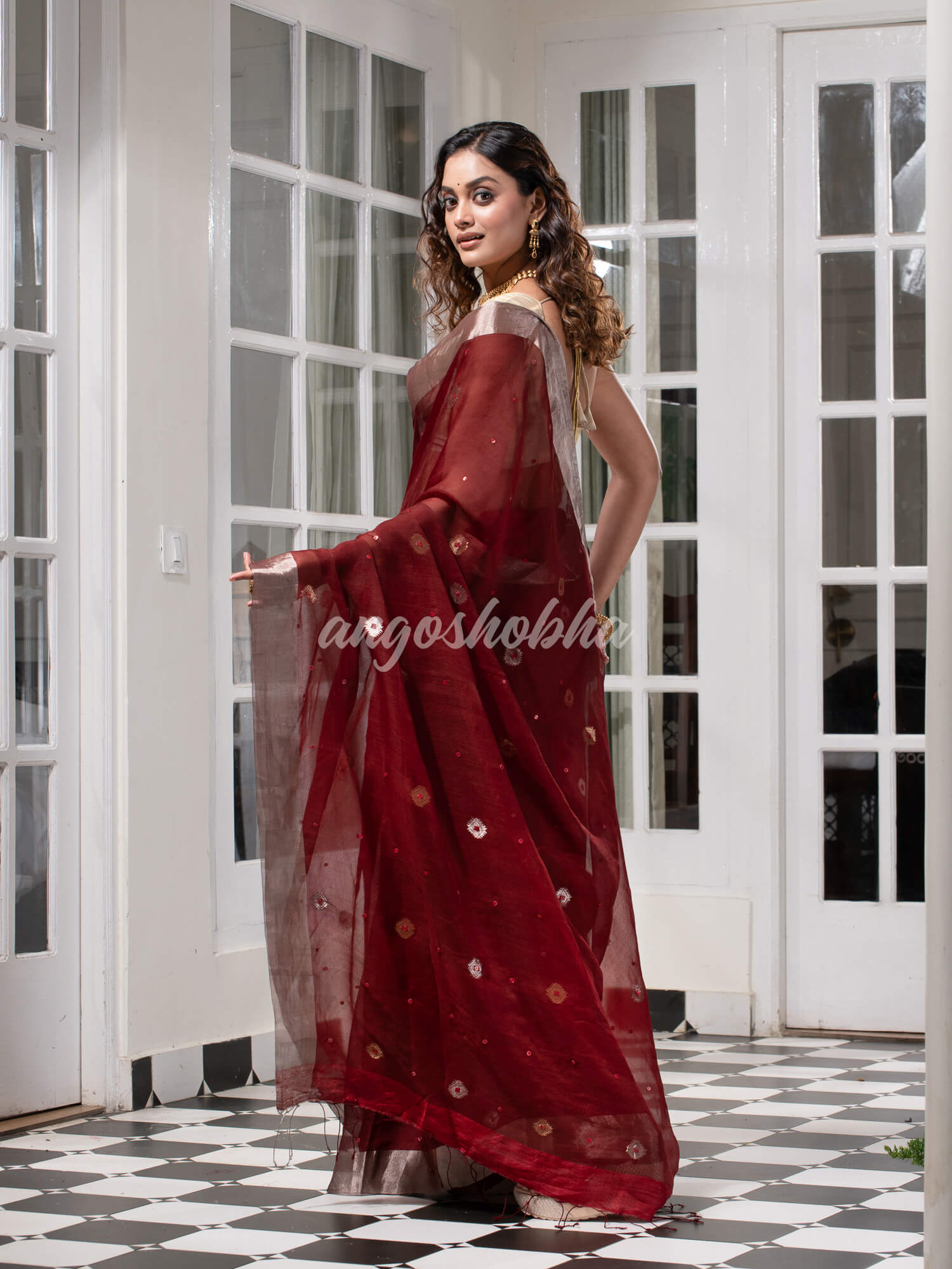 Traditional Maroon Muslin Silk Zari Work Handloom Saree