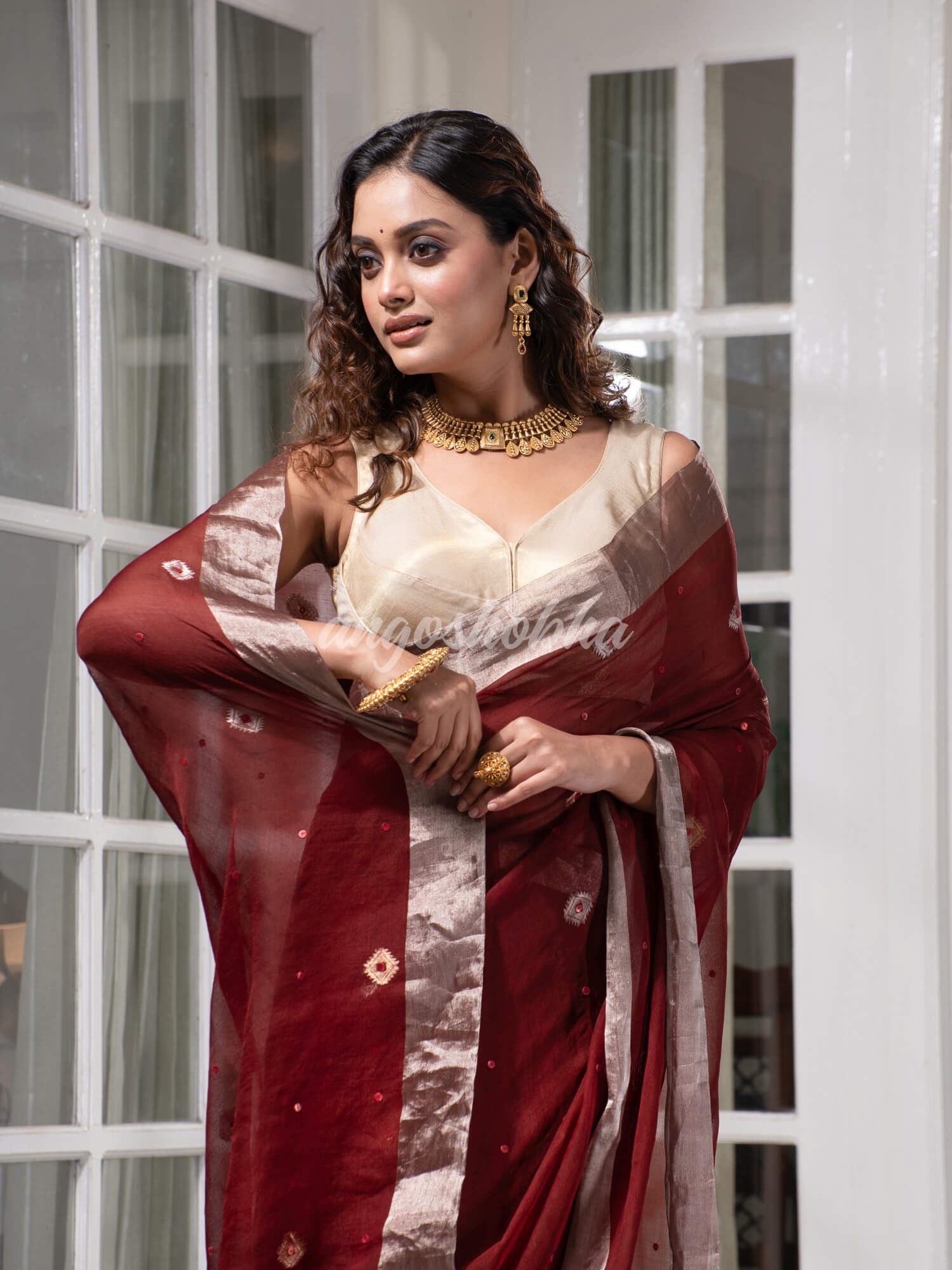 Traditional Maroon Muslin Silk Zari Work Handloom Saree