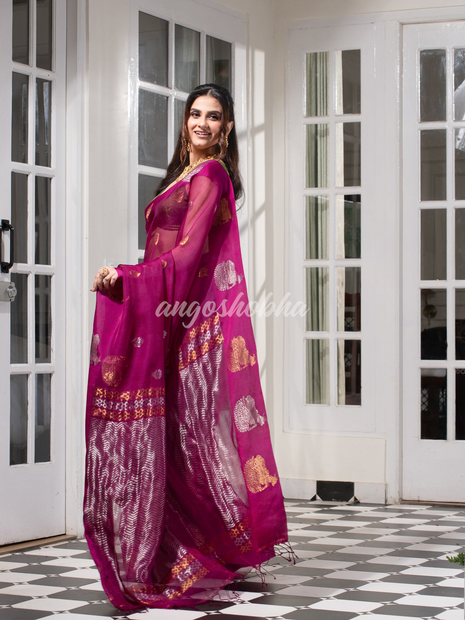 Berry Magenta Pure Muslin Silk Handwoven Saree