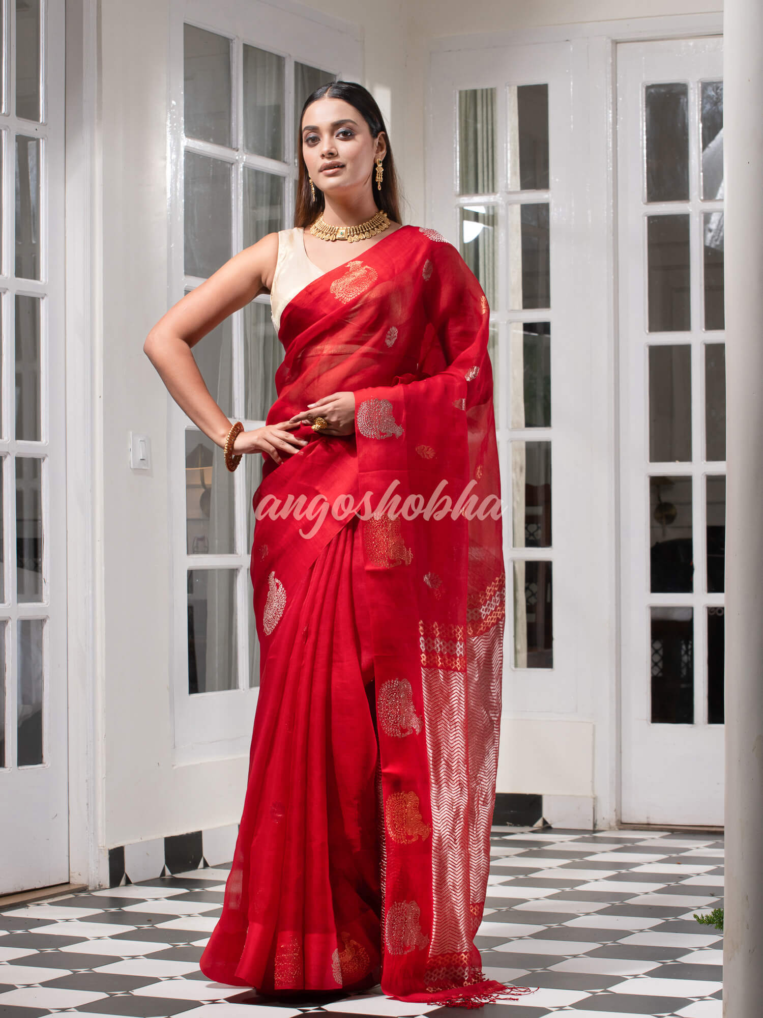 Red Pure Muslin Silk Handwoven Saree